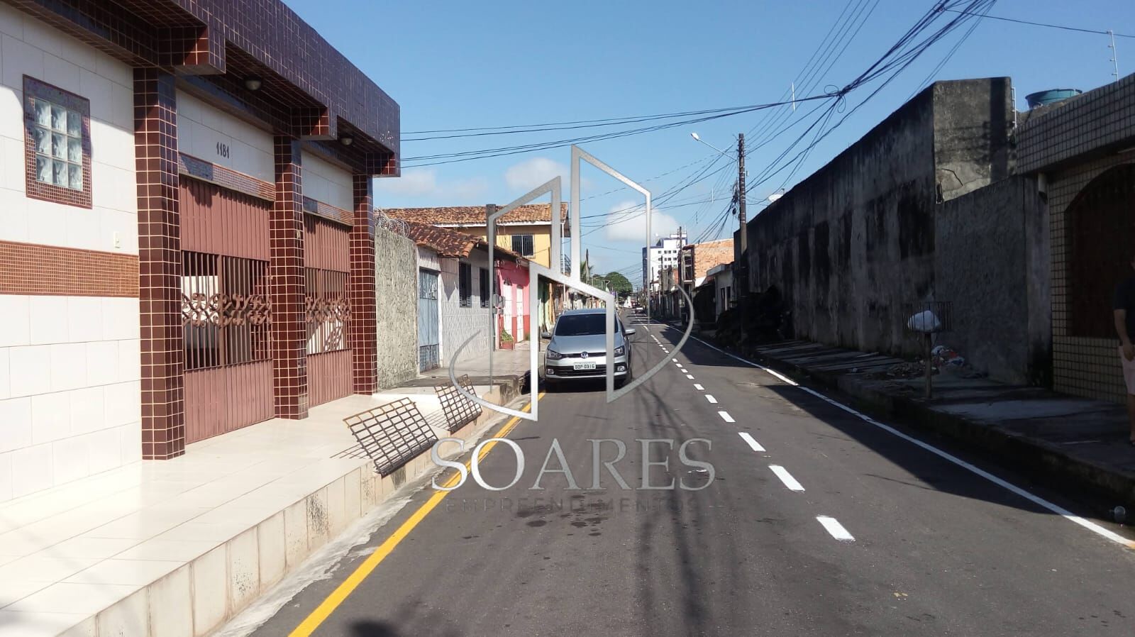 Casa à venda com 2 quartos, 200m² - Foto 2