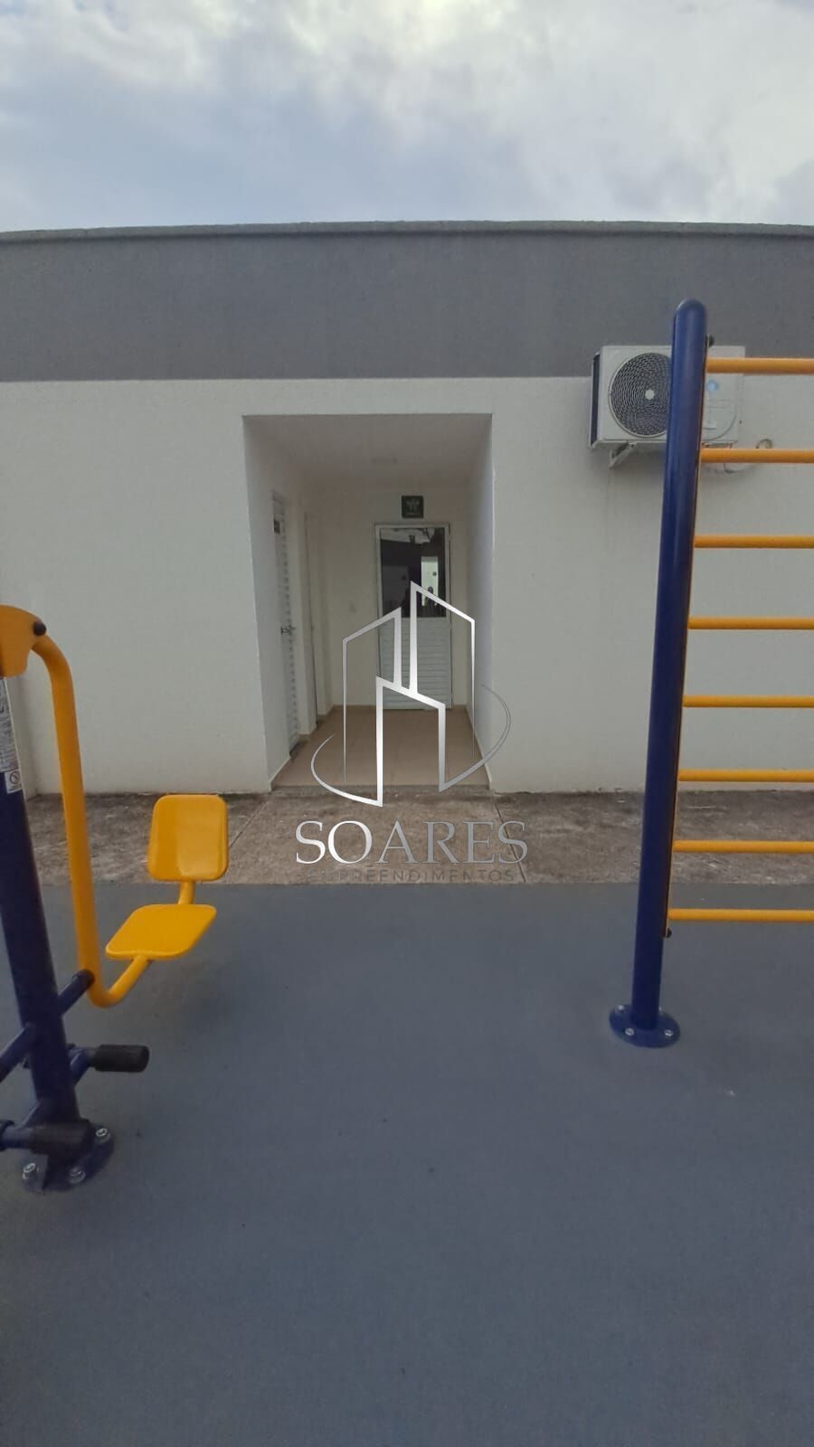 Apartamento à venda com 2 quartos, 40m² - Foto 15
