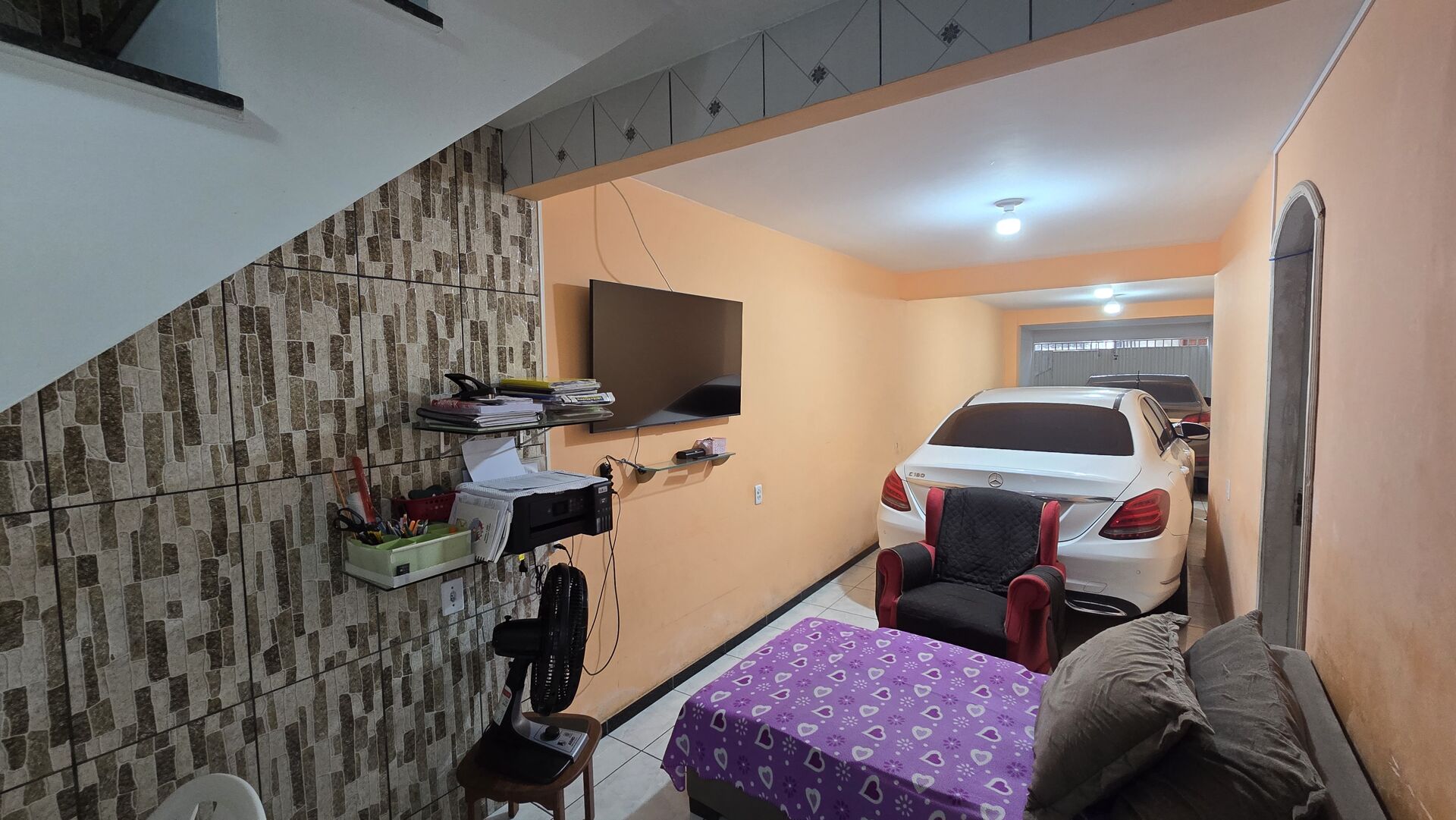 Casa à venda com 3 quartos, 300m² - Foto 2