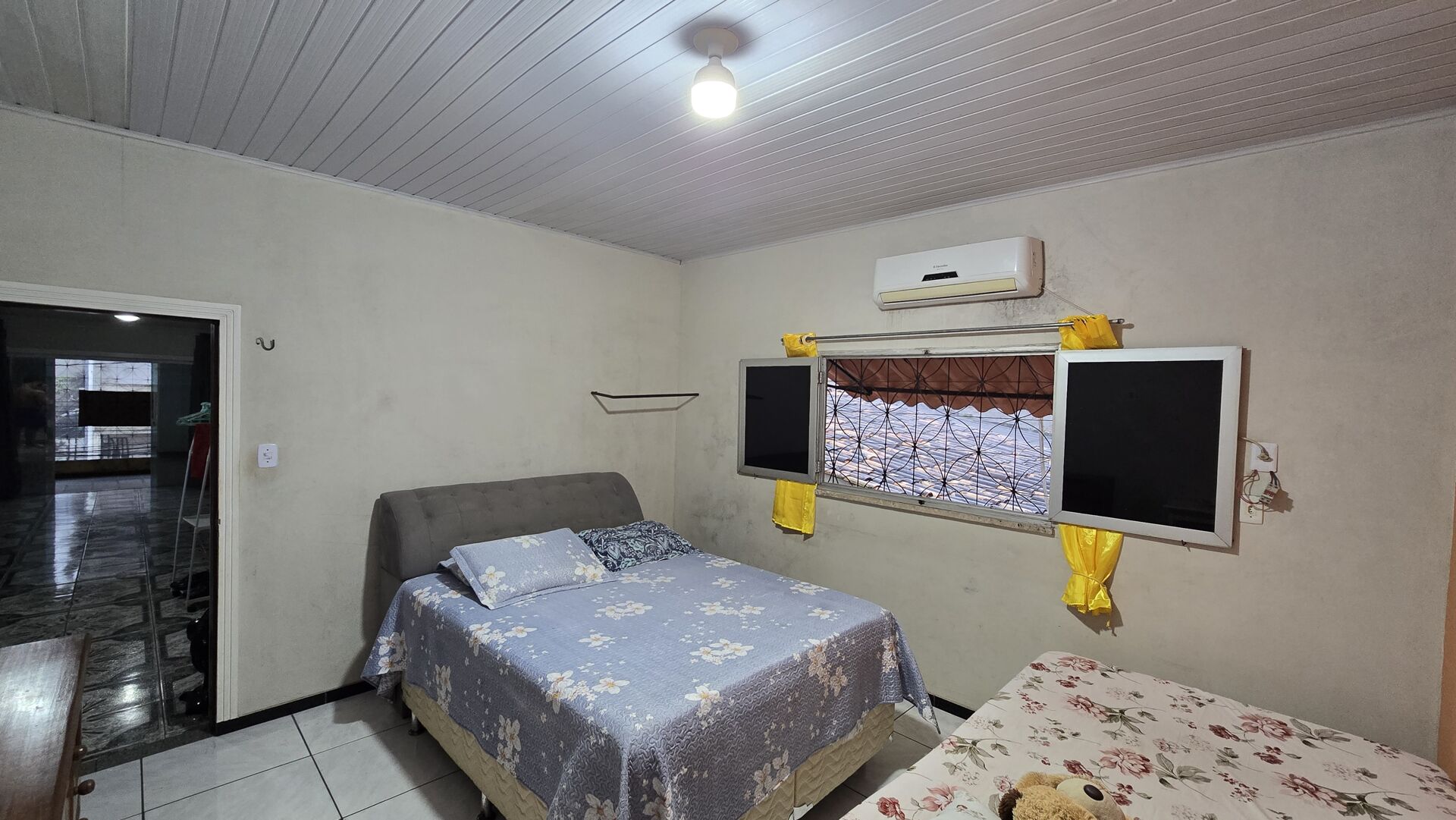 Casa à venda com 3 quartos, 300m² - Foto 40