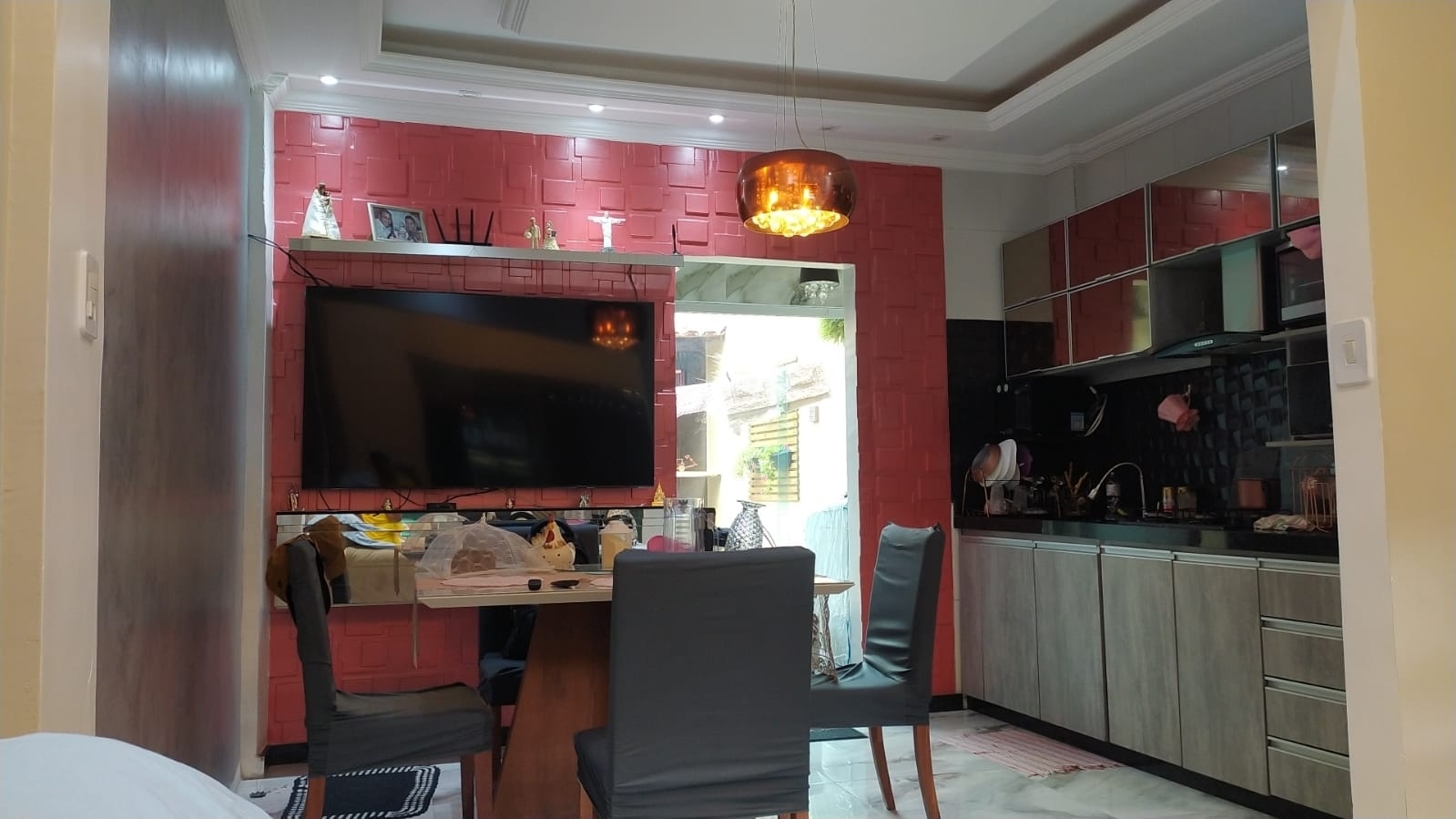 Casa, 2 quartos, 230 m² - Foto 1