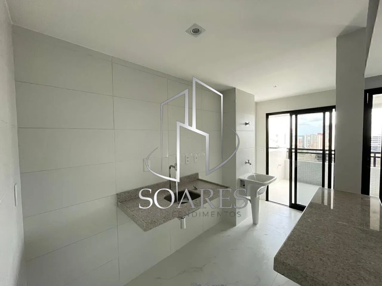 Apartamento à venda com 3 quartos, 84m² - Foto 3