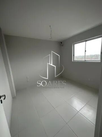 Apartamento à venda com 2 quartos, 63m² - Foto 2