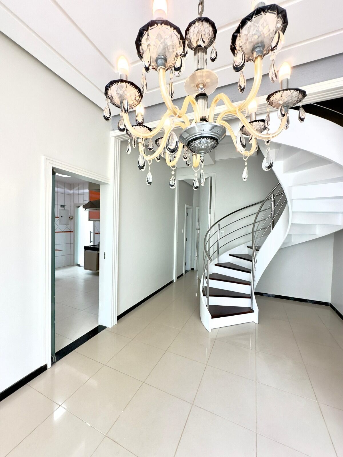 Casa, 4 quartos, 217 m² - Foto 2