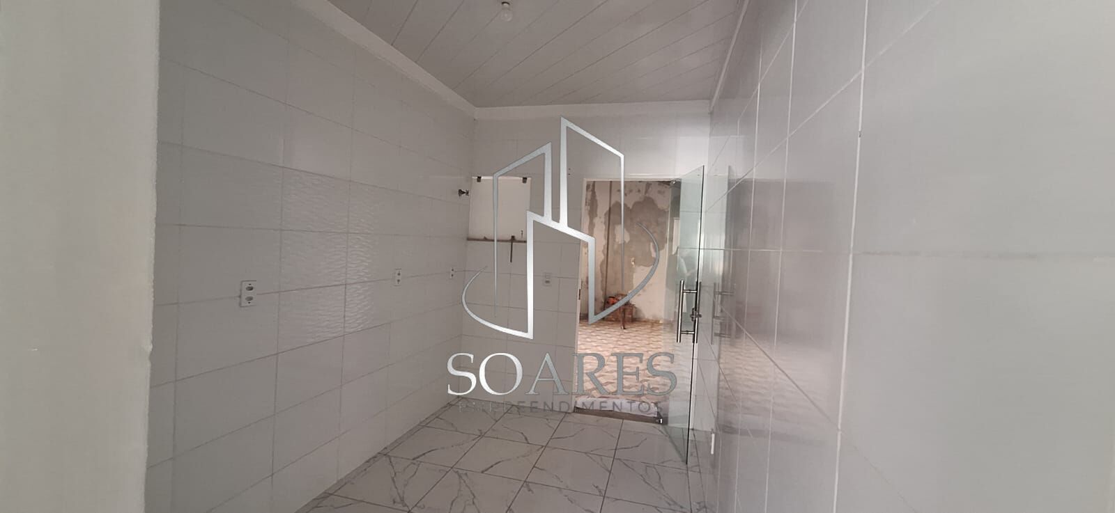 Casa à venda com 2 quartos, 62m² - Foto 12