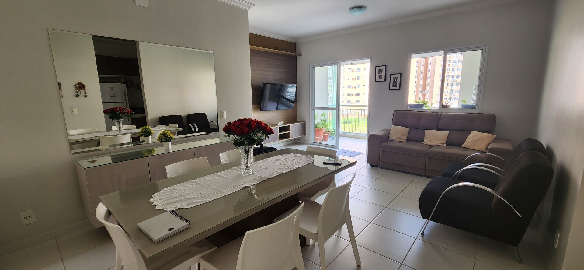 Apartamento à venda com 3 quartos, 96m² - Foto 1