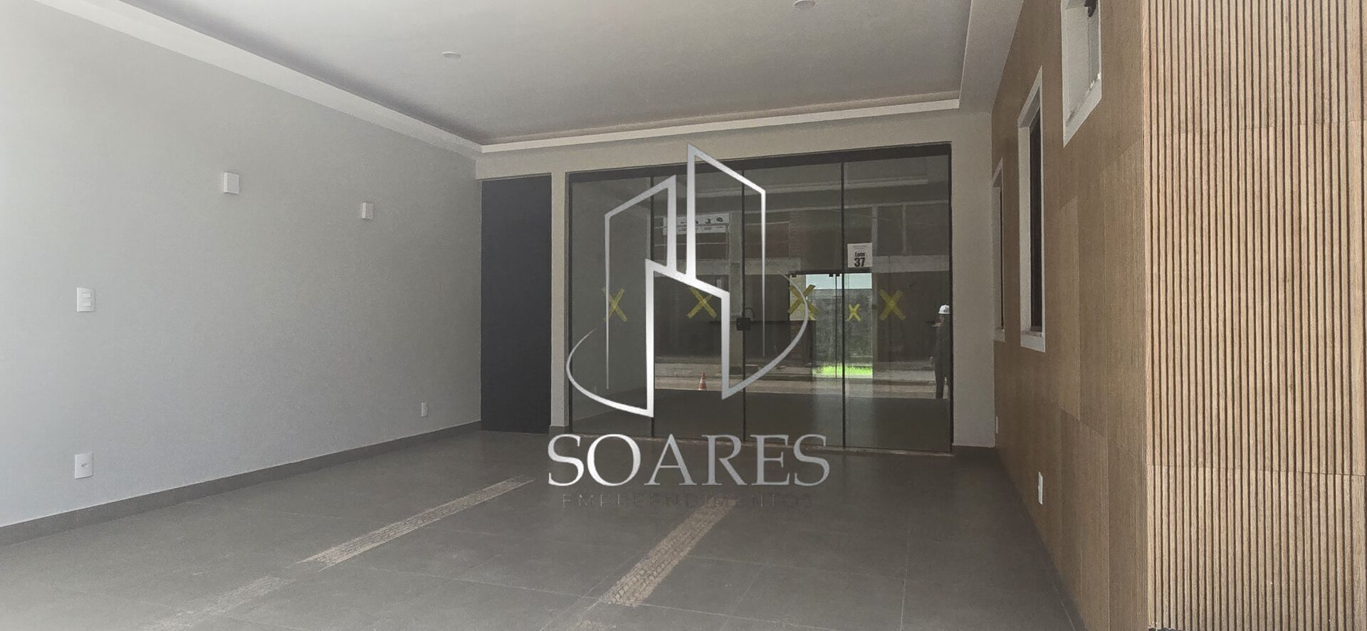 Casa à venda com 3 quartos, 144m² - Foto 1