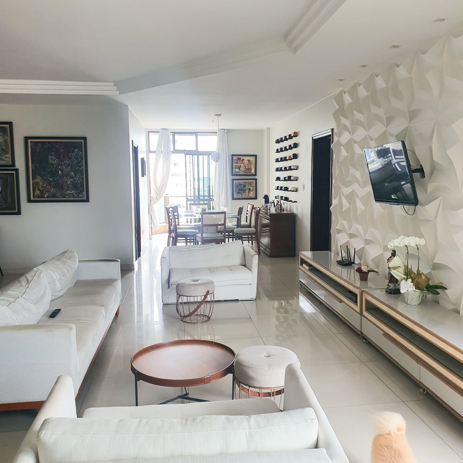 Apartamento à venda com 4 quartos, 270m² - Foto 1