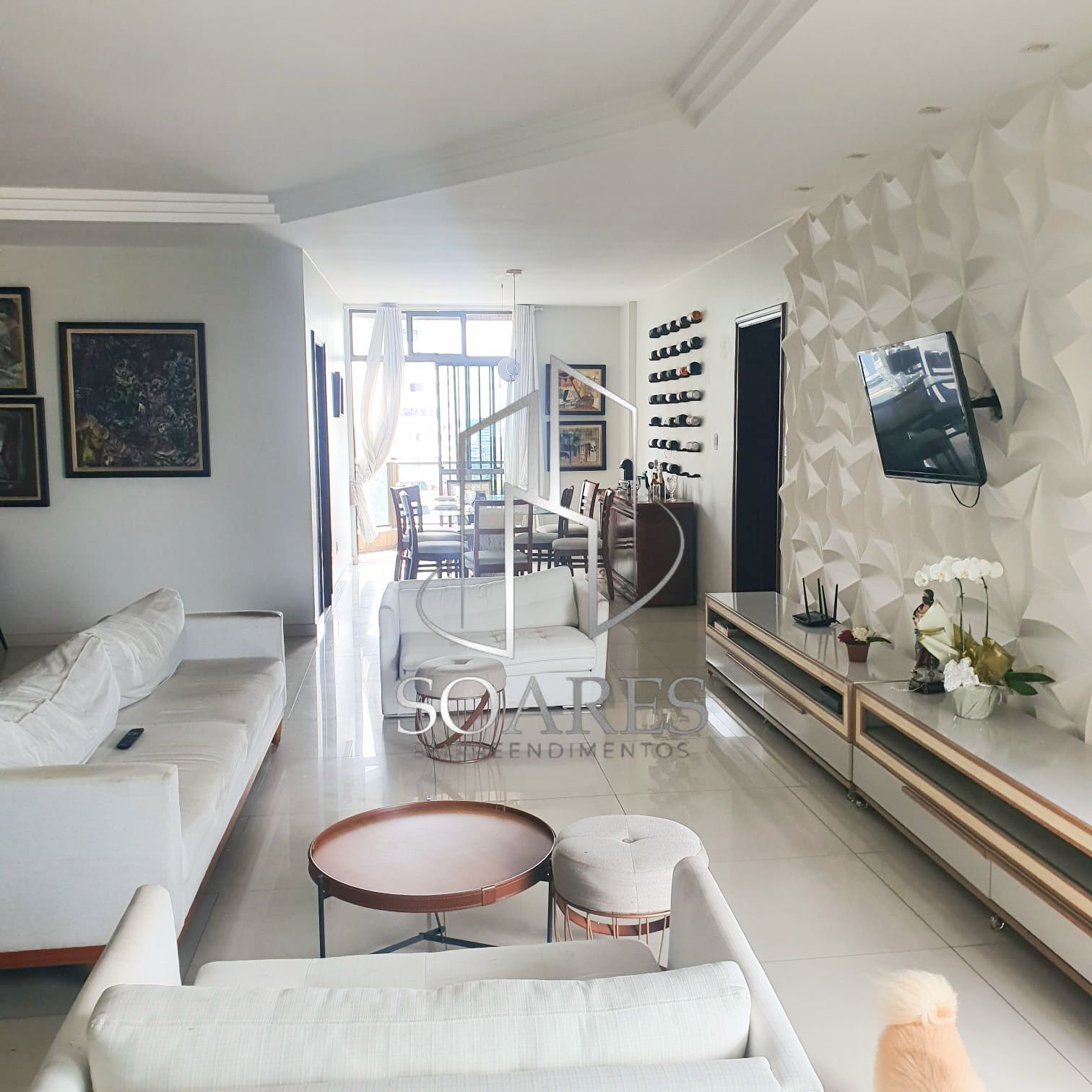 Apartamento à venda com 4 quartos, 270m² - Foto 1