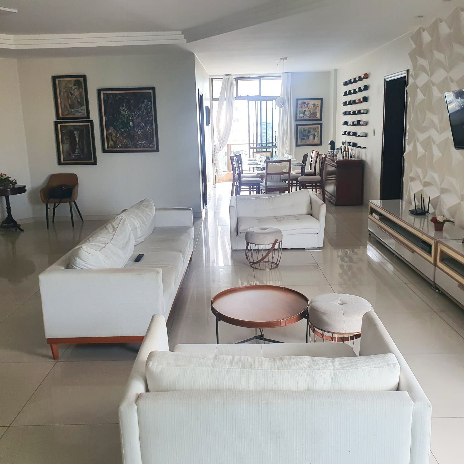 Apartamento à venda com 4 quartos, 270m² - Foto 2