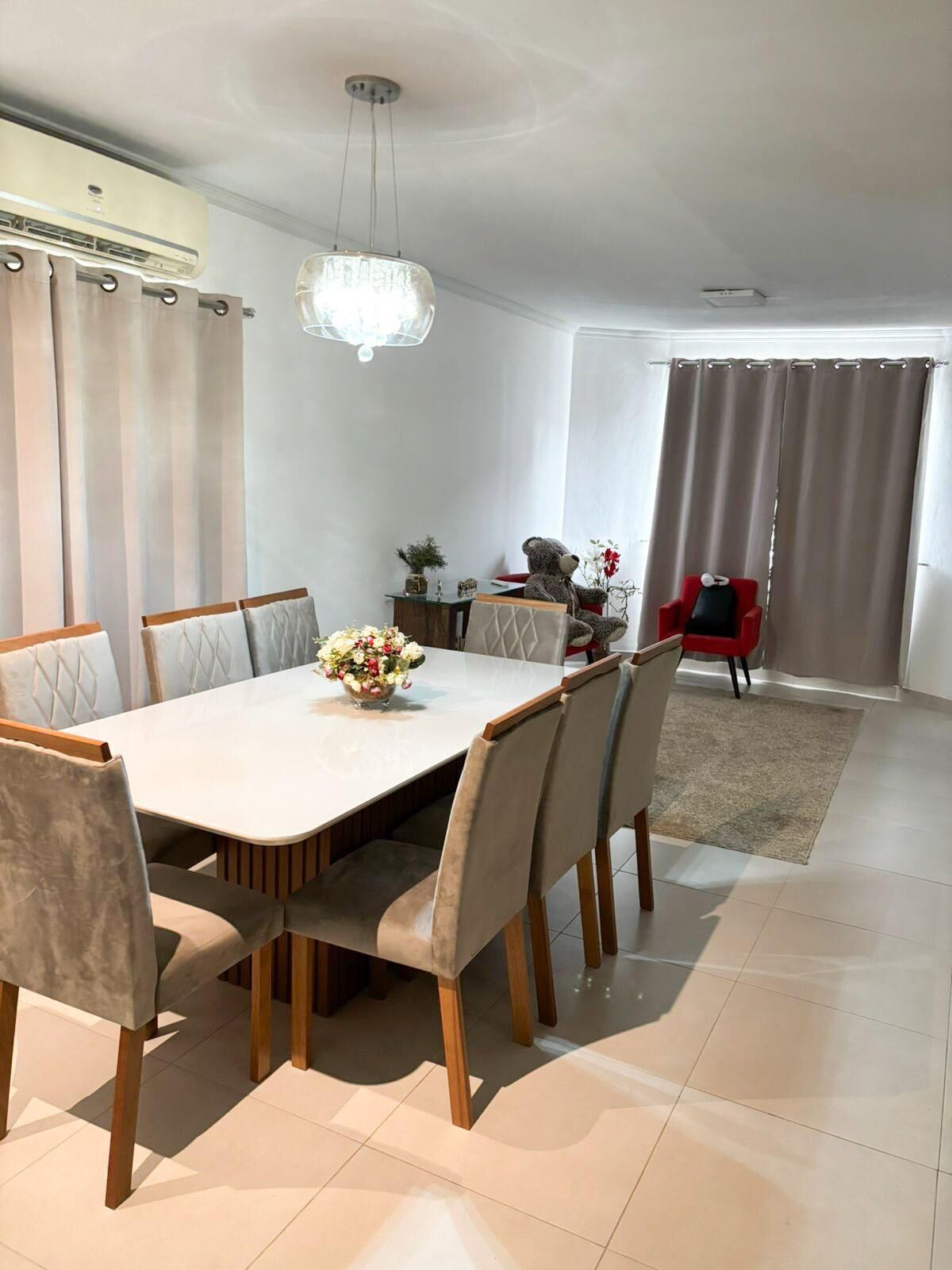 Casa à venda com 4 quartos, 180m² - Foto 3