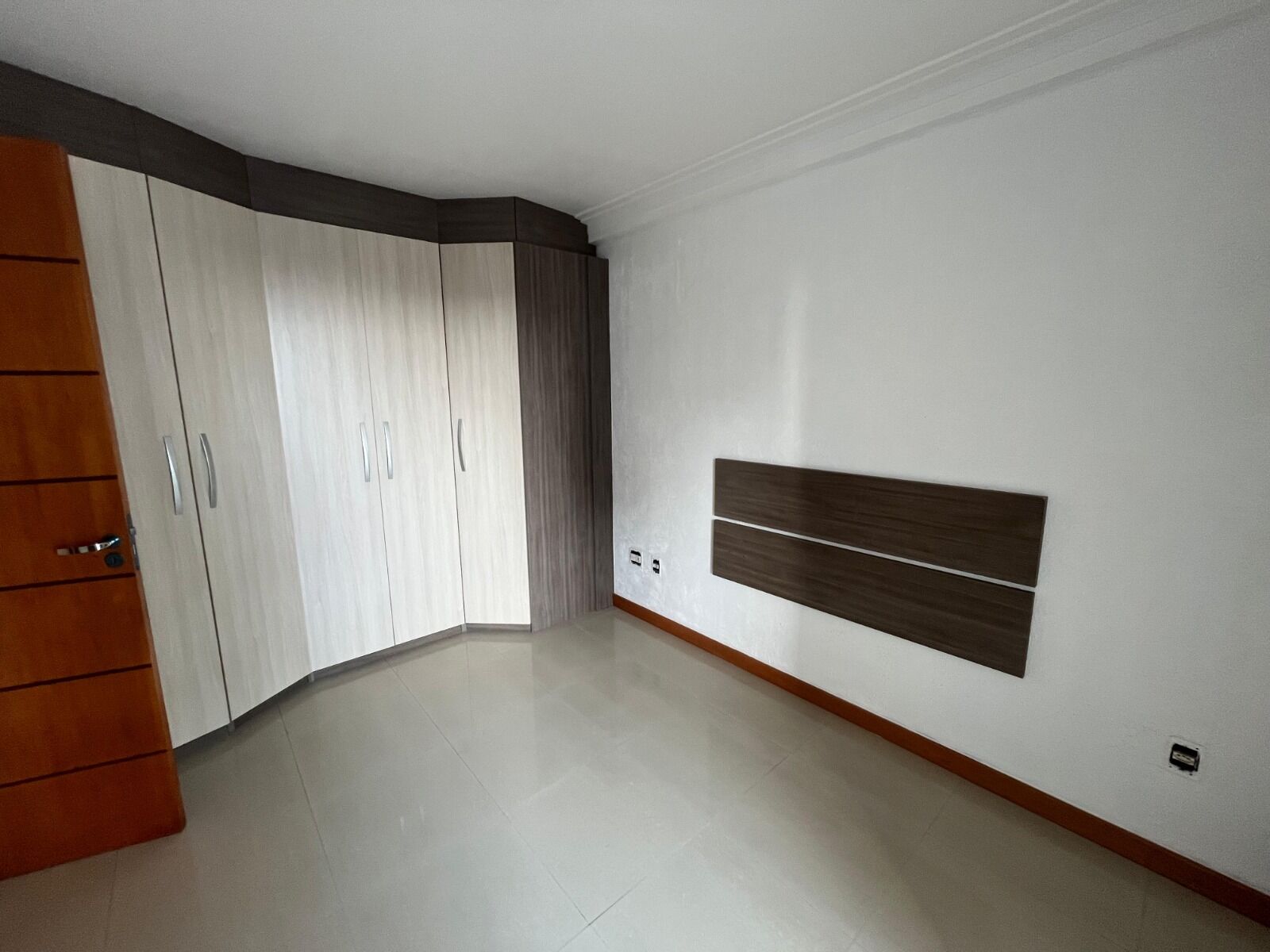 Apartamento à venda com 3 quartos, 105m² - Foto 34