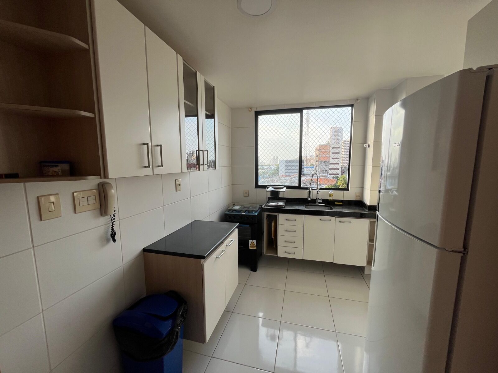 Apartamento à venda com 3 quartos, 105m² - Foto 29