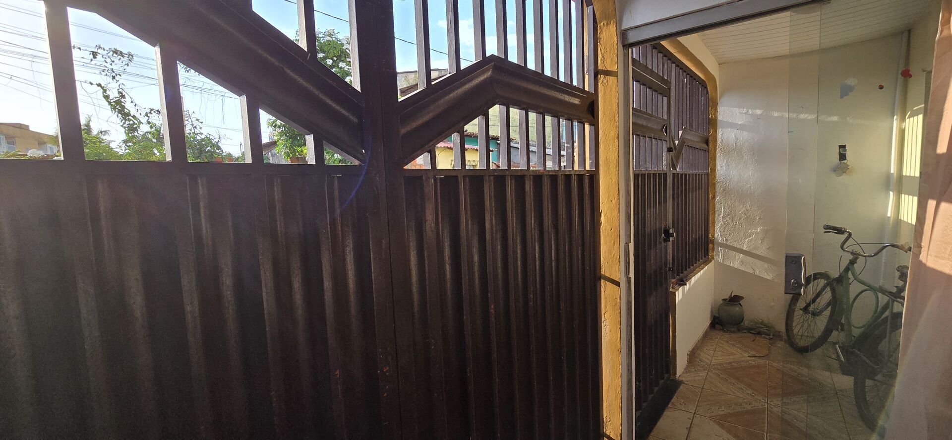 Casa à venda com 3 quartos, 200m² - Foto 3