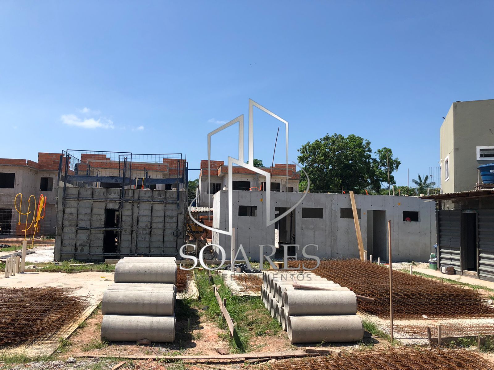 Casa à venda com 2 quartos, 85m² - Foto 18