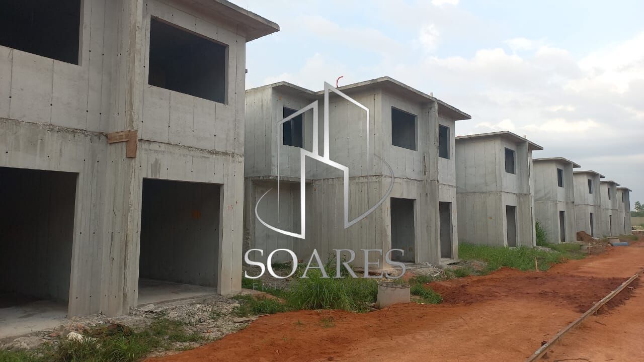 Casa à venda com 2 quartos, 85m² - Foto 14