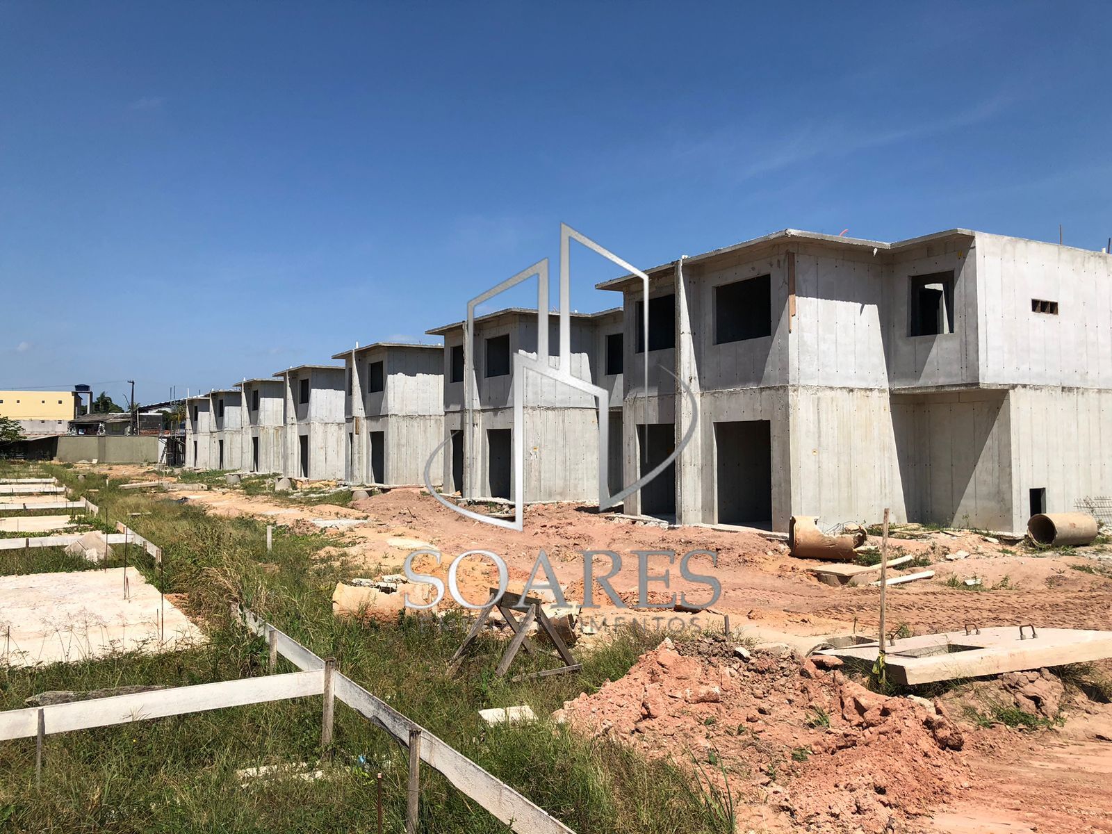 Casa à venda com 2 quartos, 85m² - Foto 3