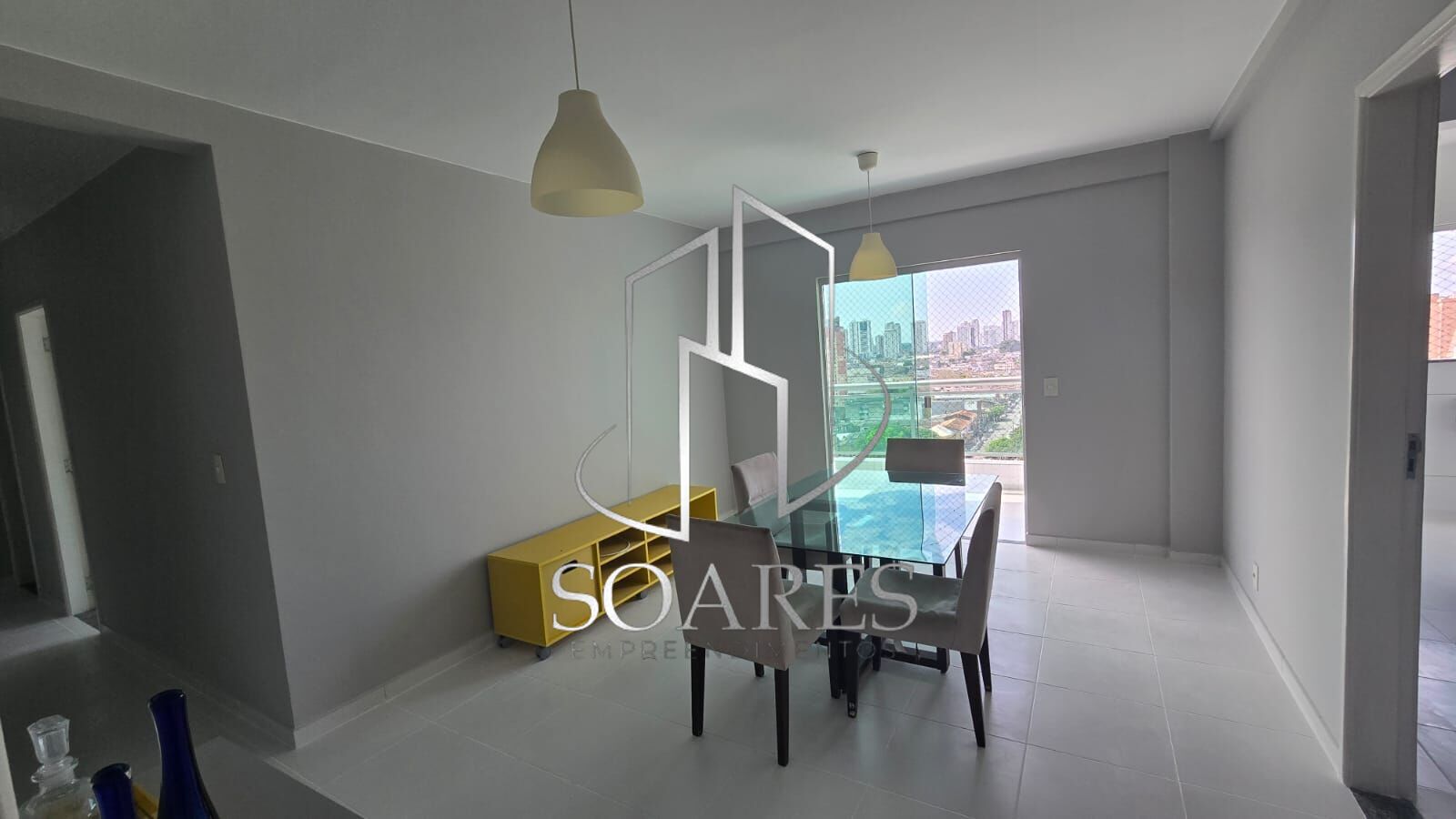 Apartamento à venda com 2 quartos, 74m² - Foto 1