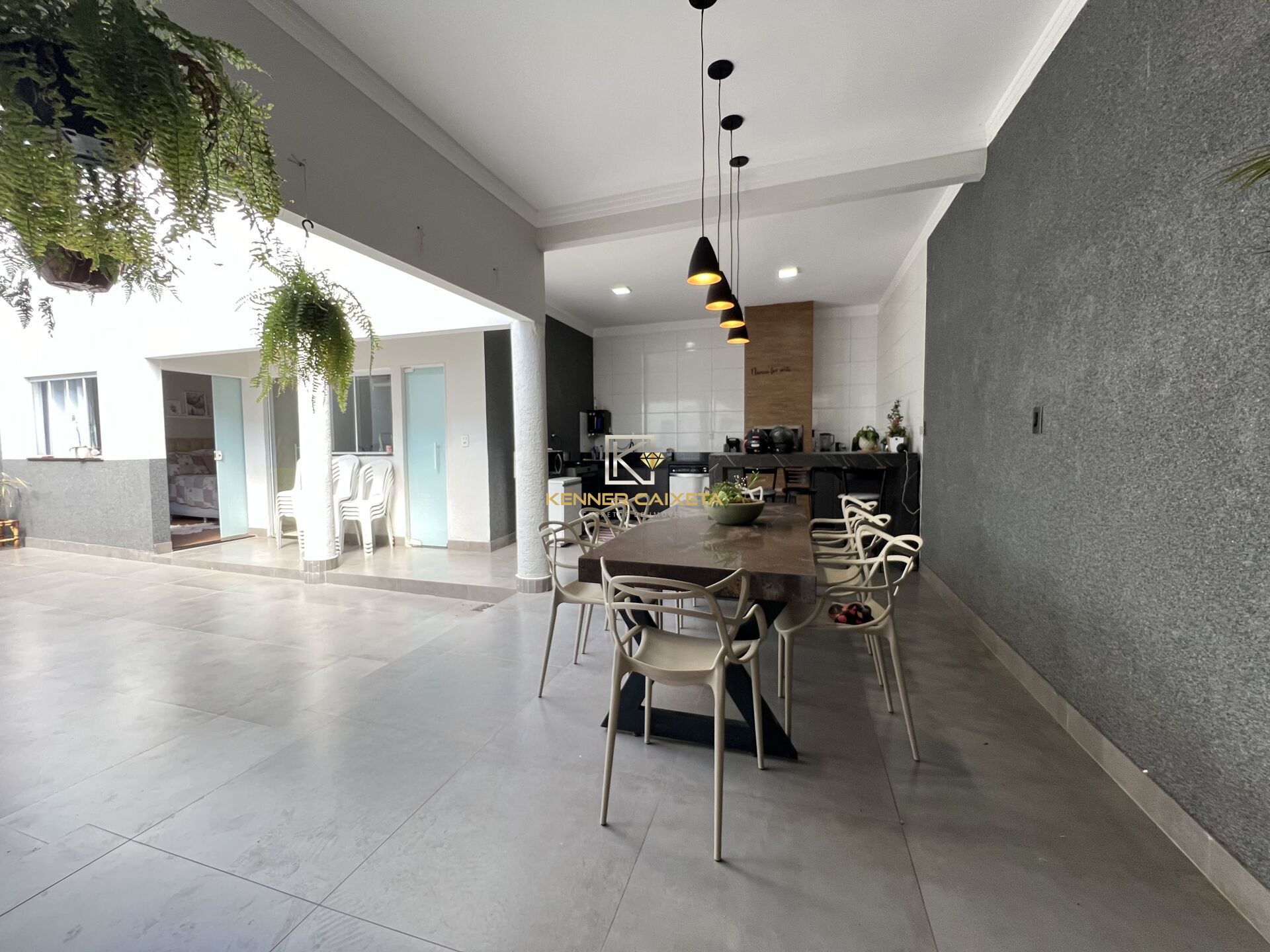 Casa à venda com 4 quartos, 226m² - Foto 21