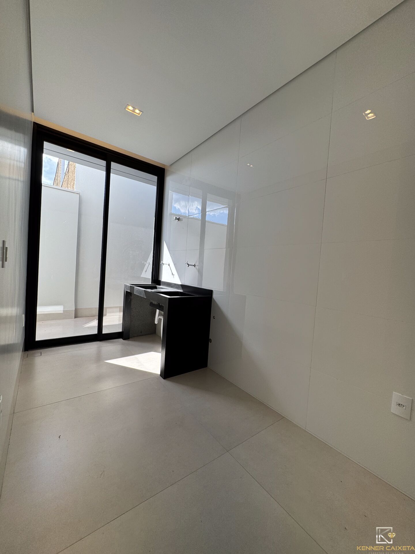 Casa, 3 quartos, 277 m² - Foto 31