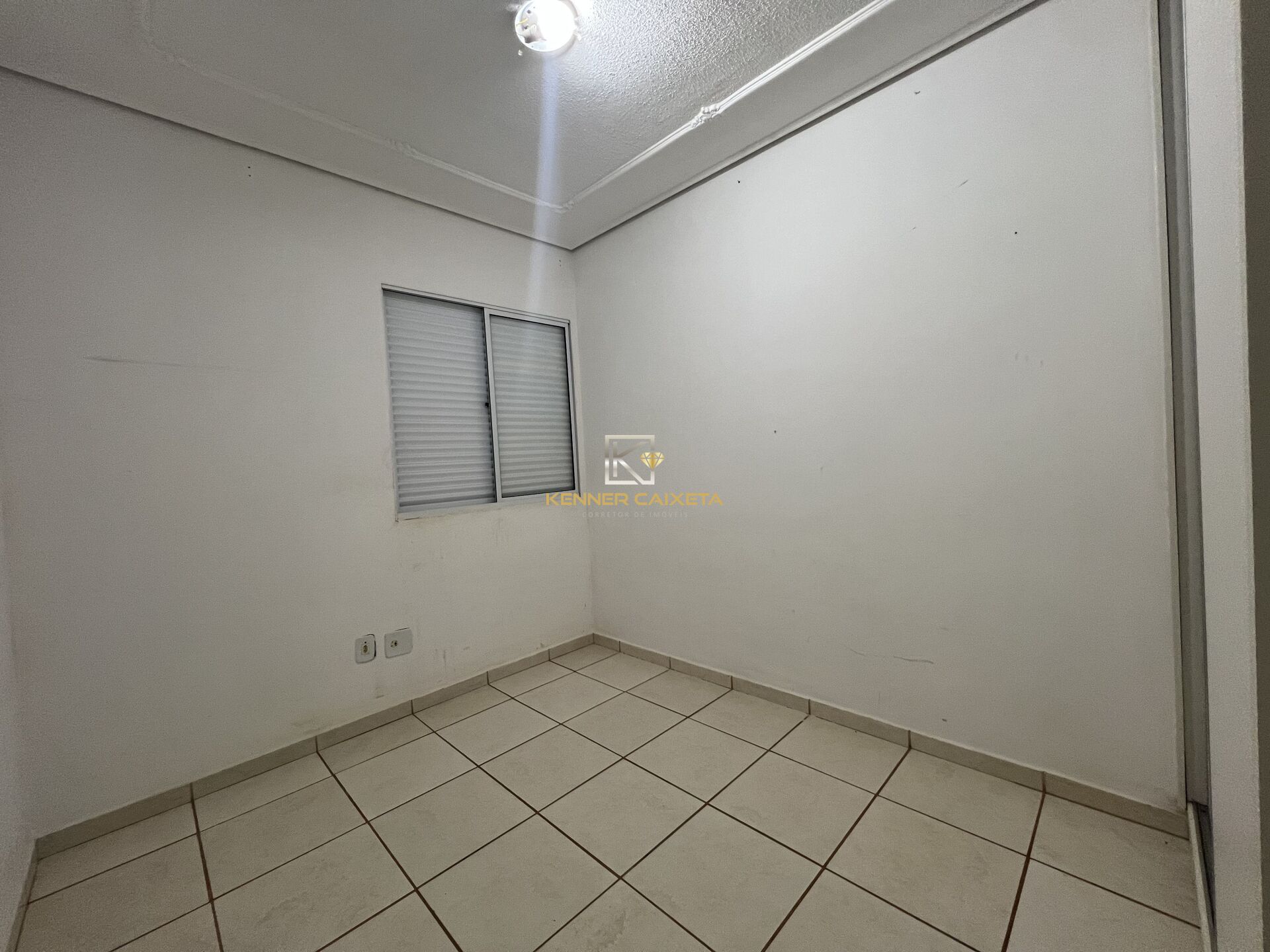 Casa de Condomínio à venda com 3 quartos, 118m² - Foto 2