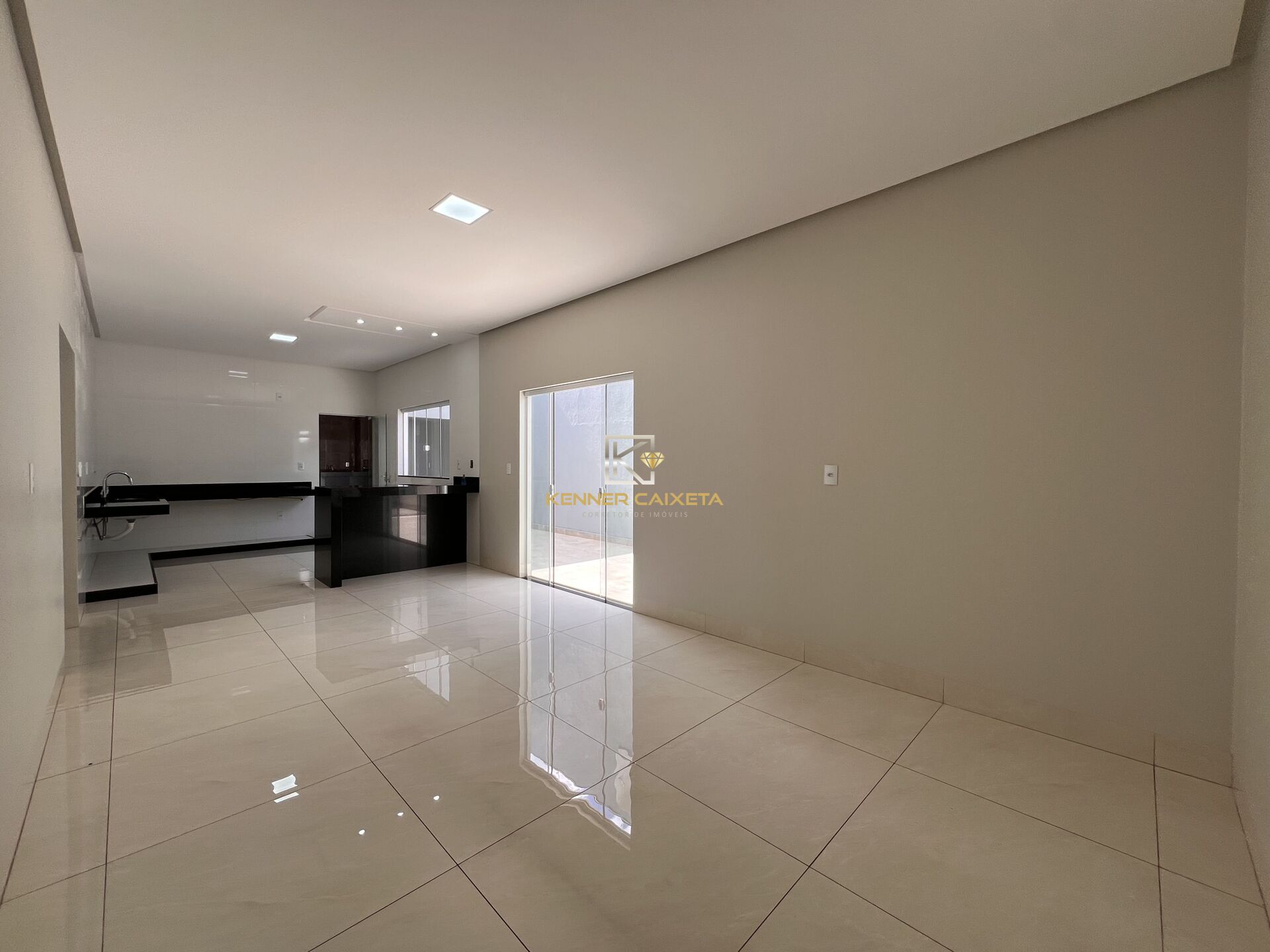 Casa à venda com 3 quartos, 204m² - Foto 6