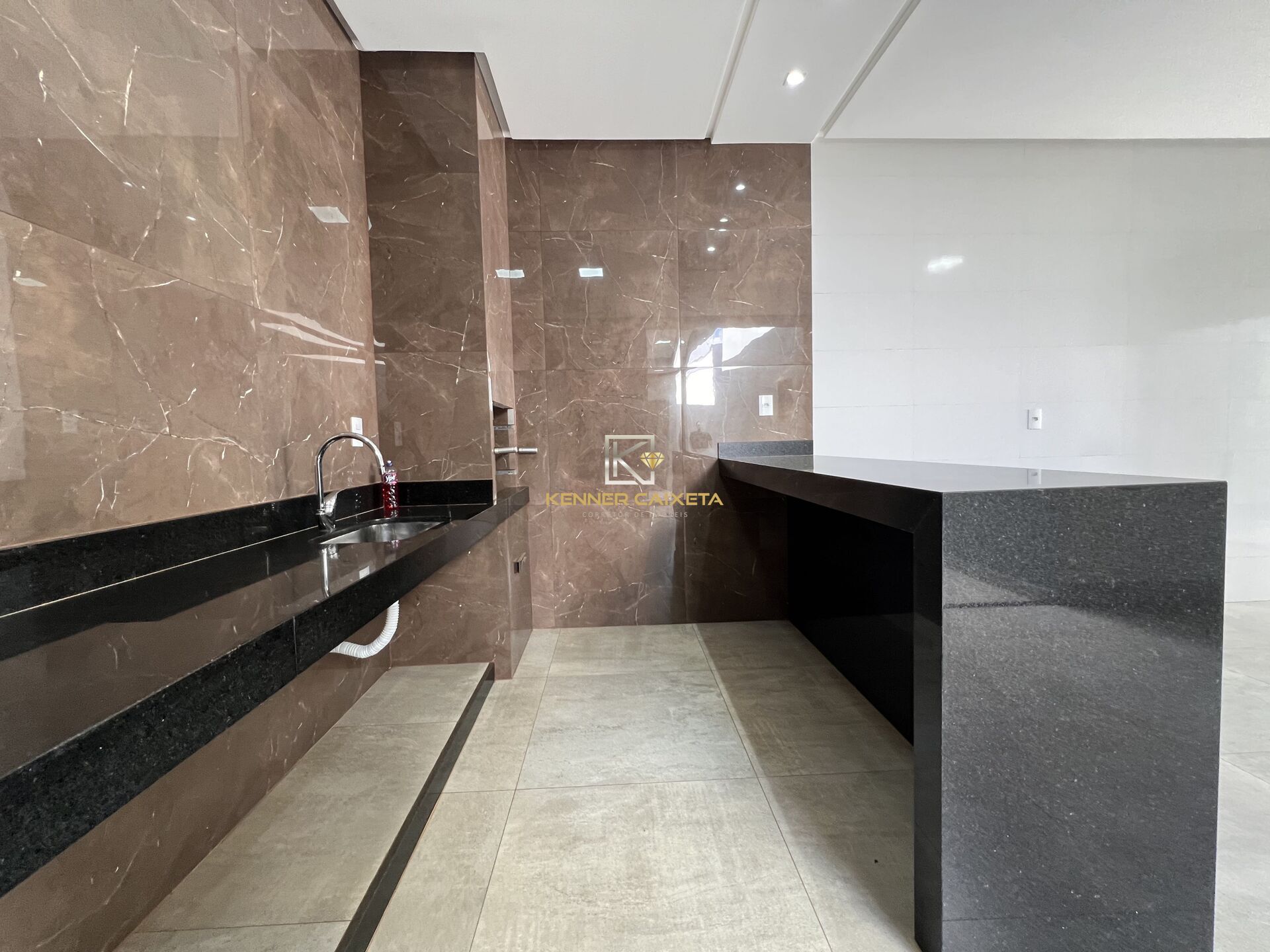 Casa à venda com 3 quartos, 204m² - Foto 20