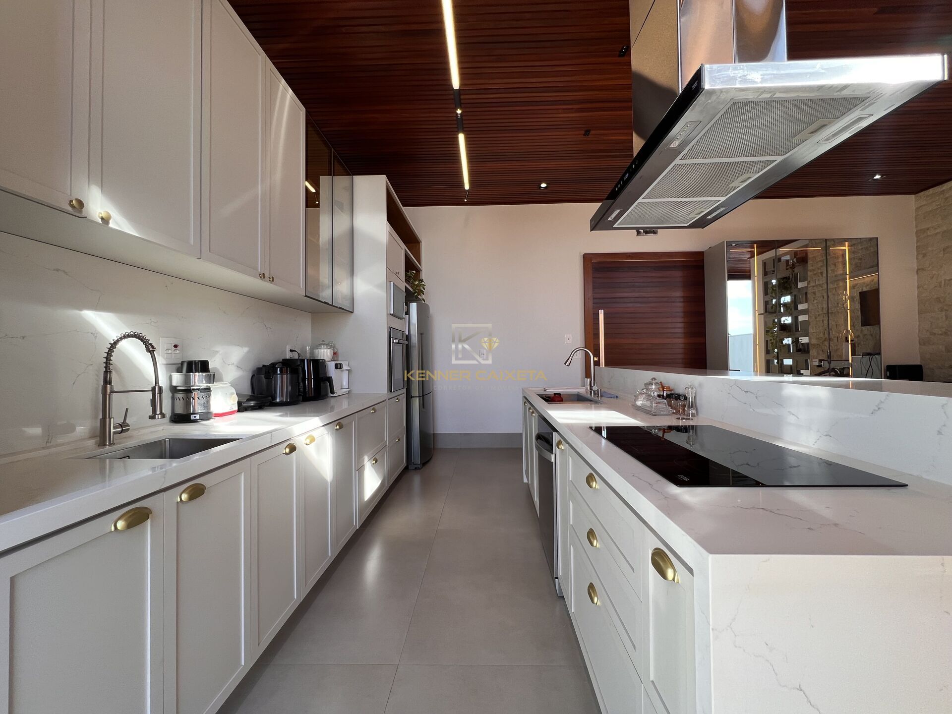 Casa, 4 quartos, 306 m² - Foto 9