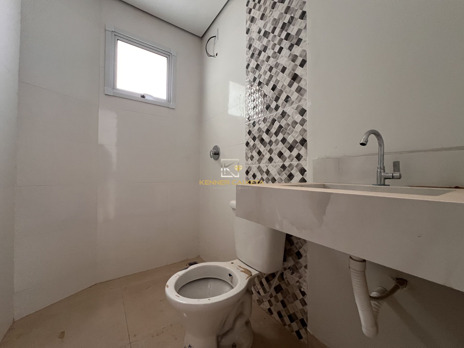 Apartamento à venda com 2 quartos, 69m² - Foto 5