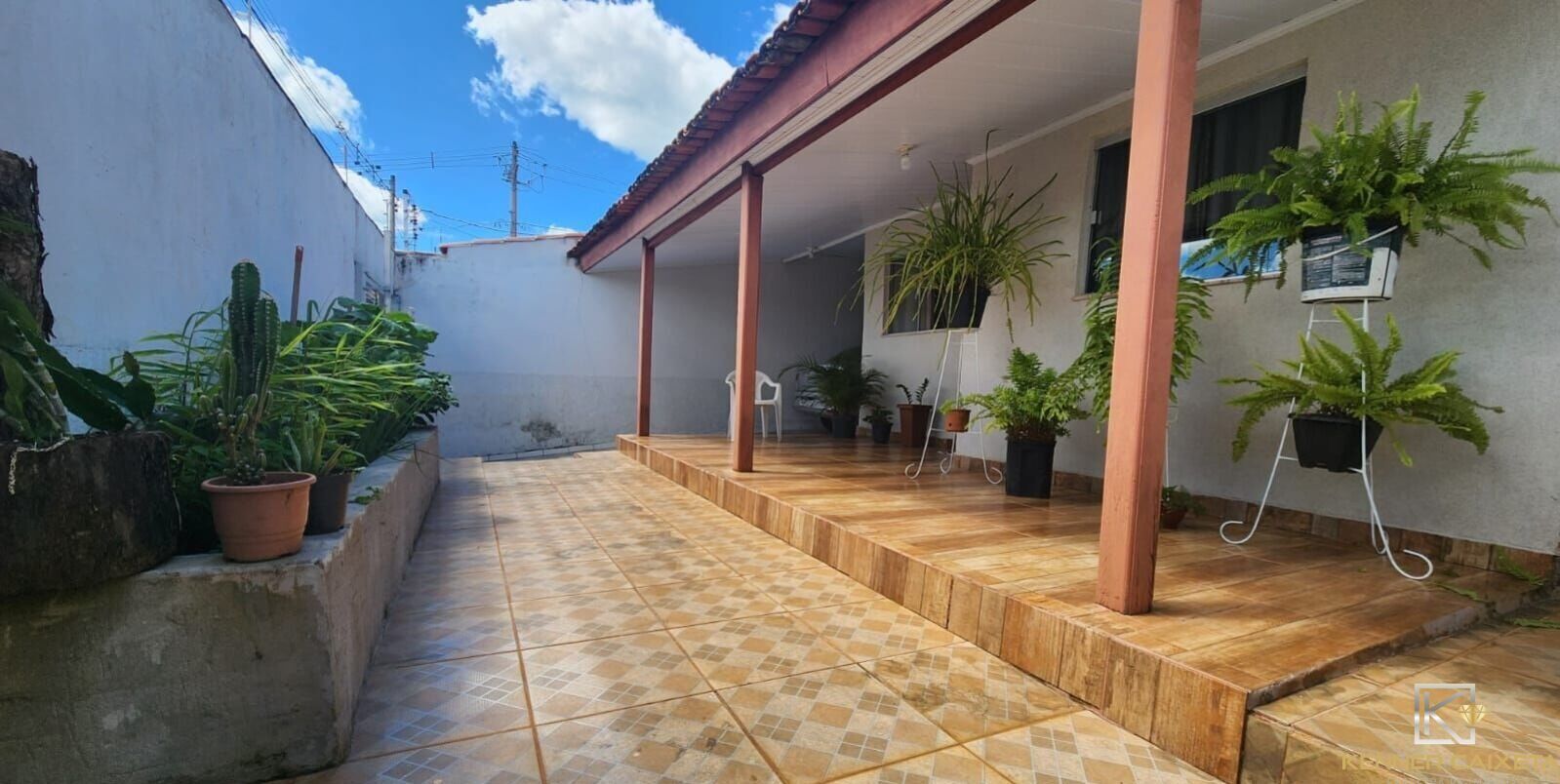 Casa, 4 quartos, 184 m² - Foto 1