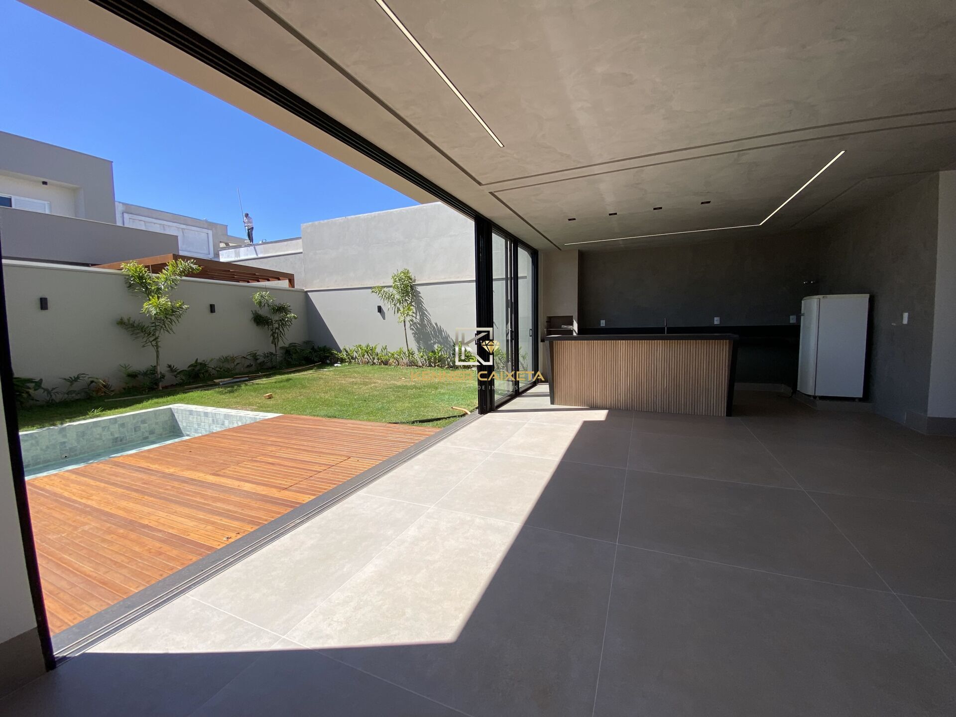 Casa à venda com 3 quartos, 330m² - Foto 14