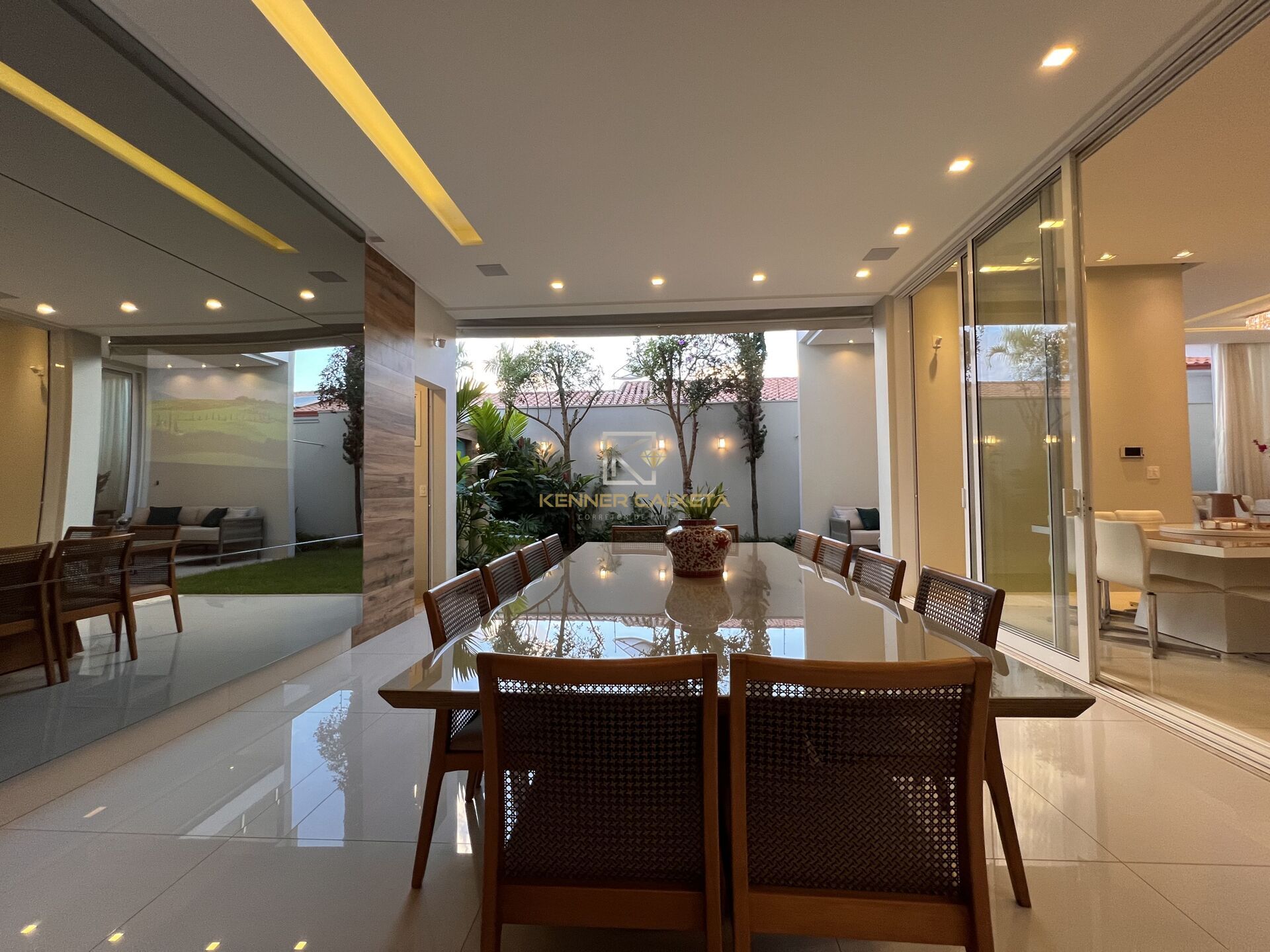 Casa, 4 quartos, 372 m² - Foto 17