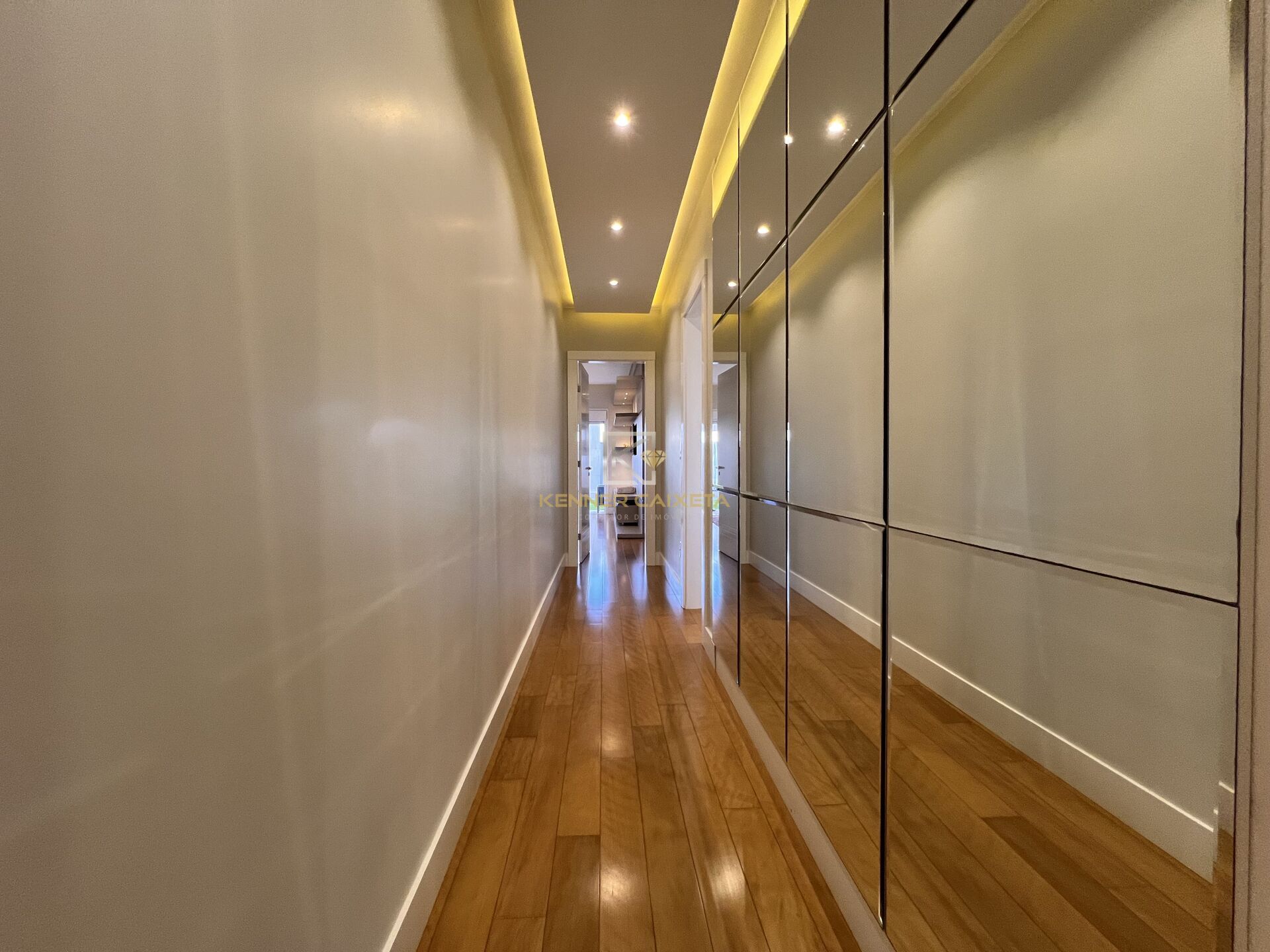 Casa, 4 quartos, 372 m² - Foto 33