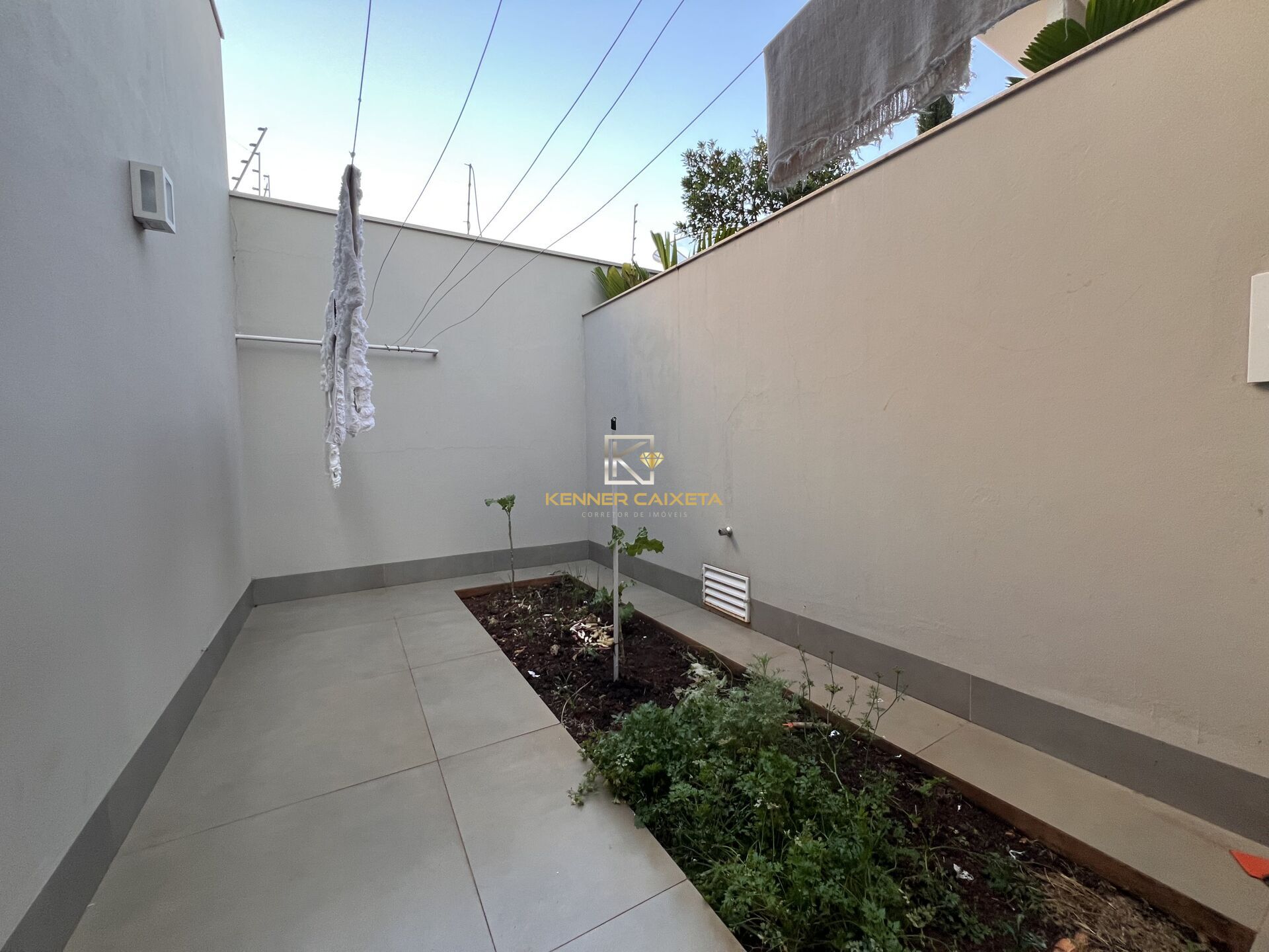 Casa à venda com 4 quartos, 372m² - Foto 19