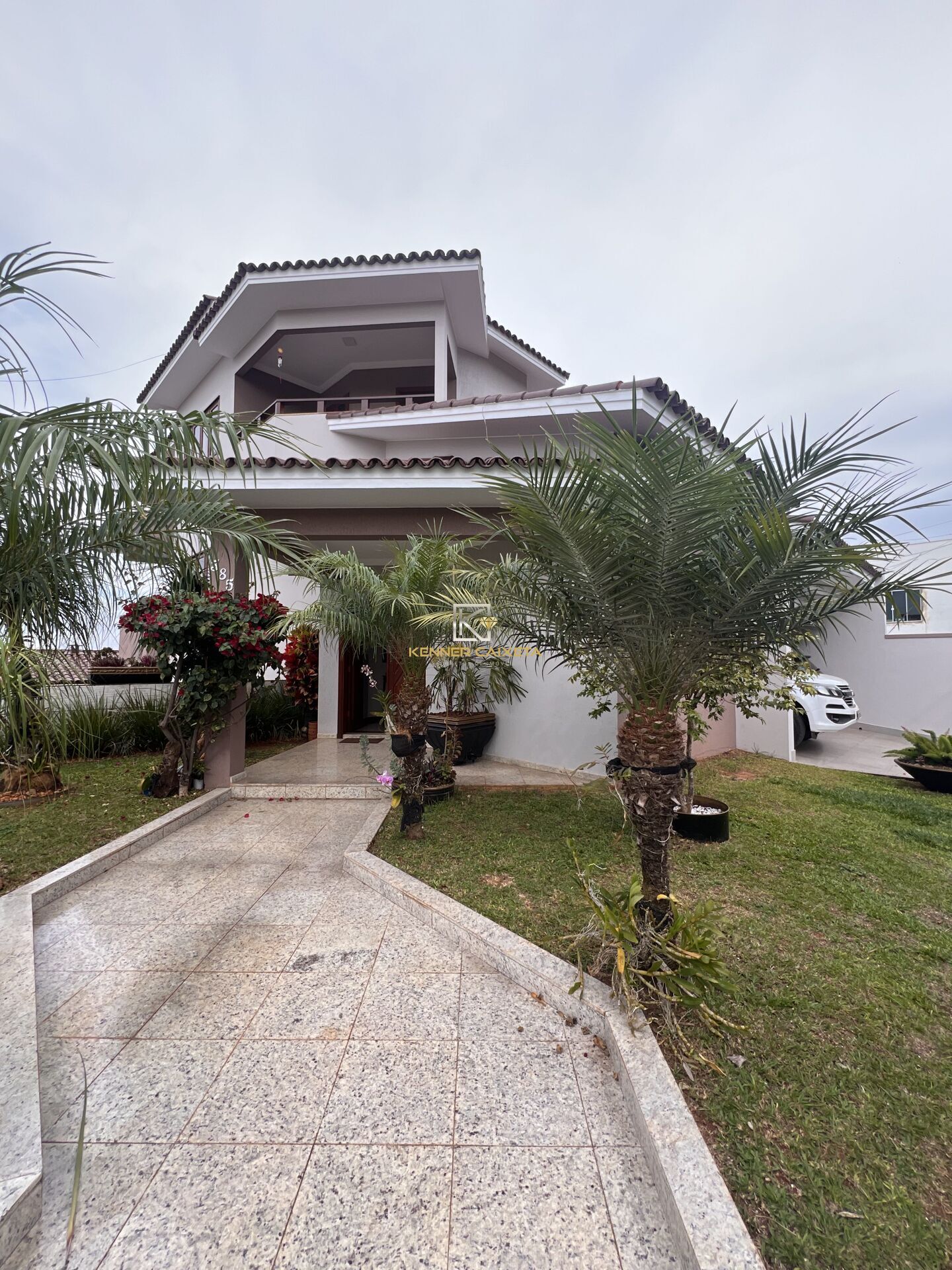 Sobrado à venda com 4 quartos, 380m² - Foto 3