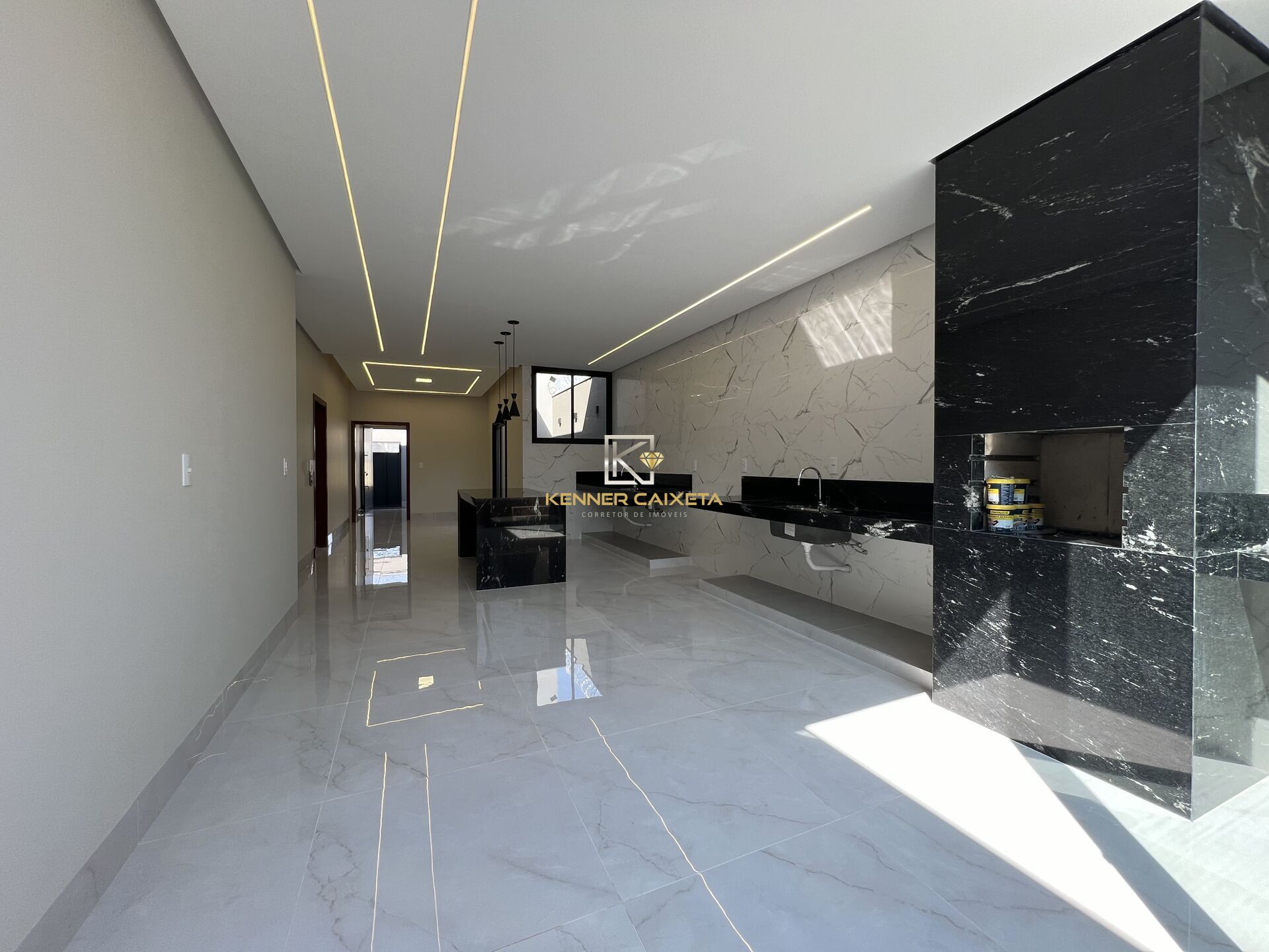 Casa à venda com 3 quartos, 158m² - Foto 8