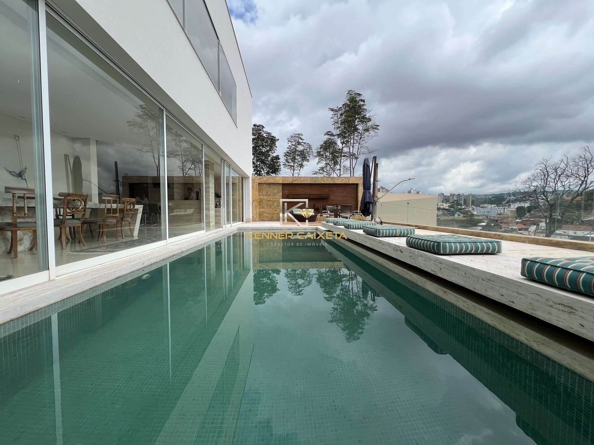 Casa, 5 quartos, 692 m² - Foto 4