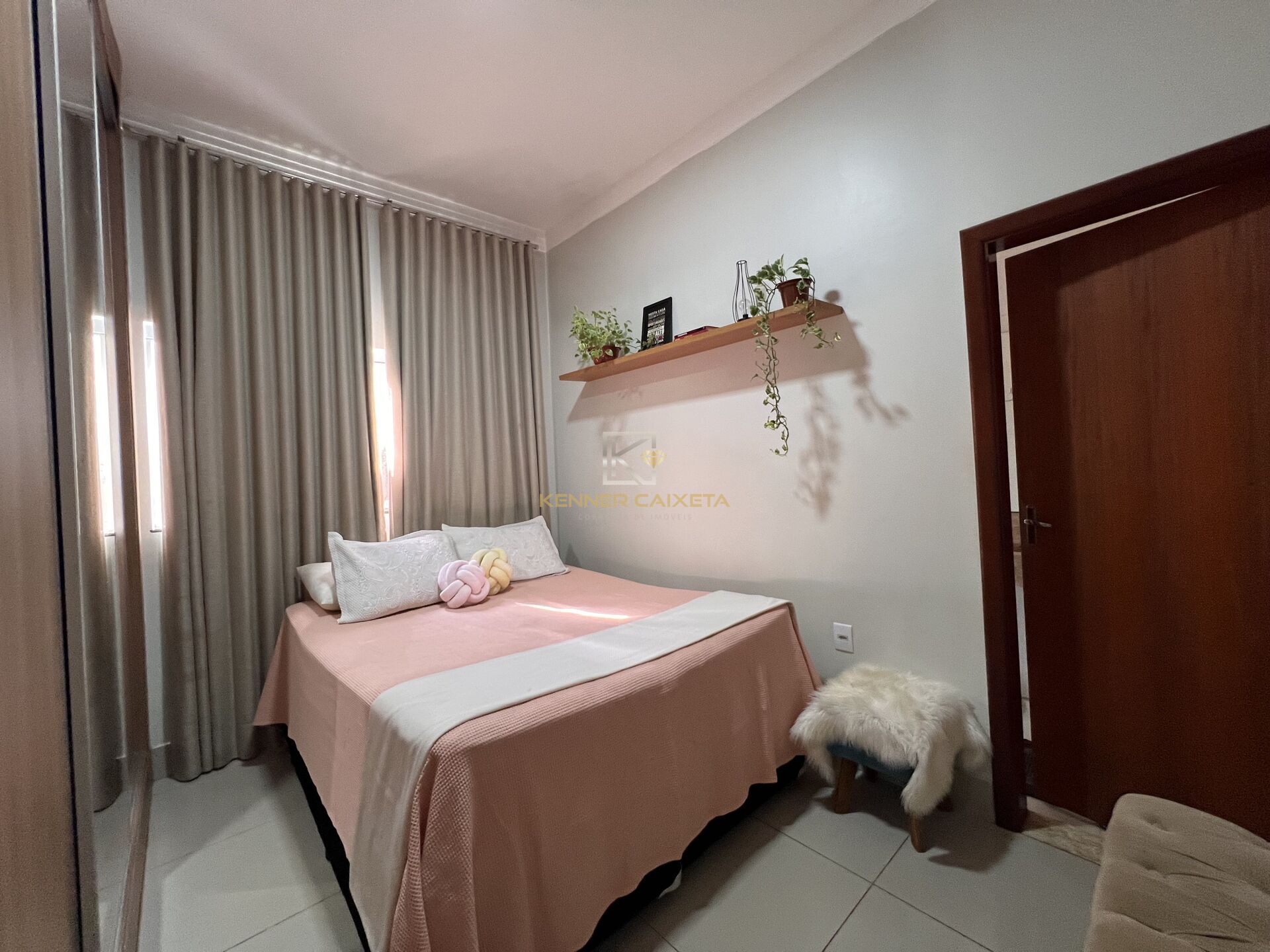 Casa, 3 quartos, 202 m² - Foto 4