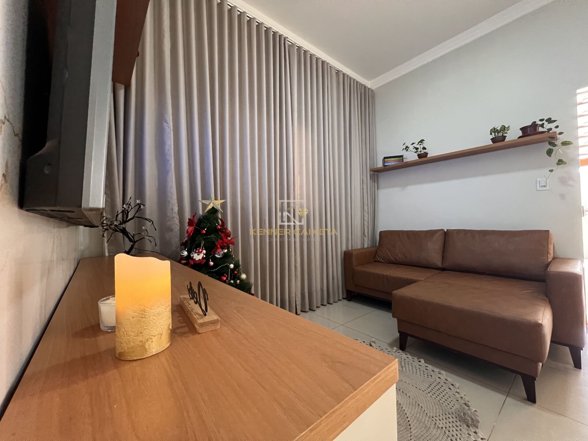 Casa, 3 quartos, 202 m² - Foto 2