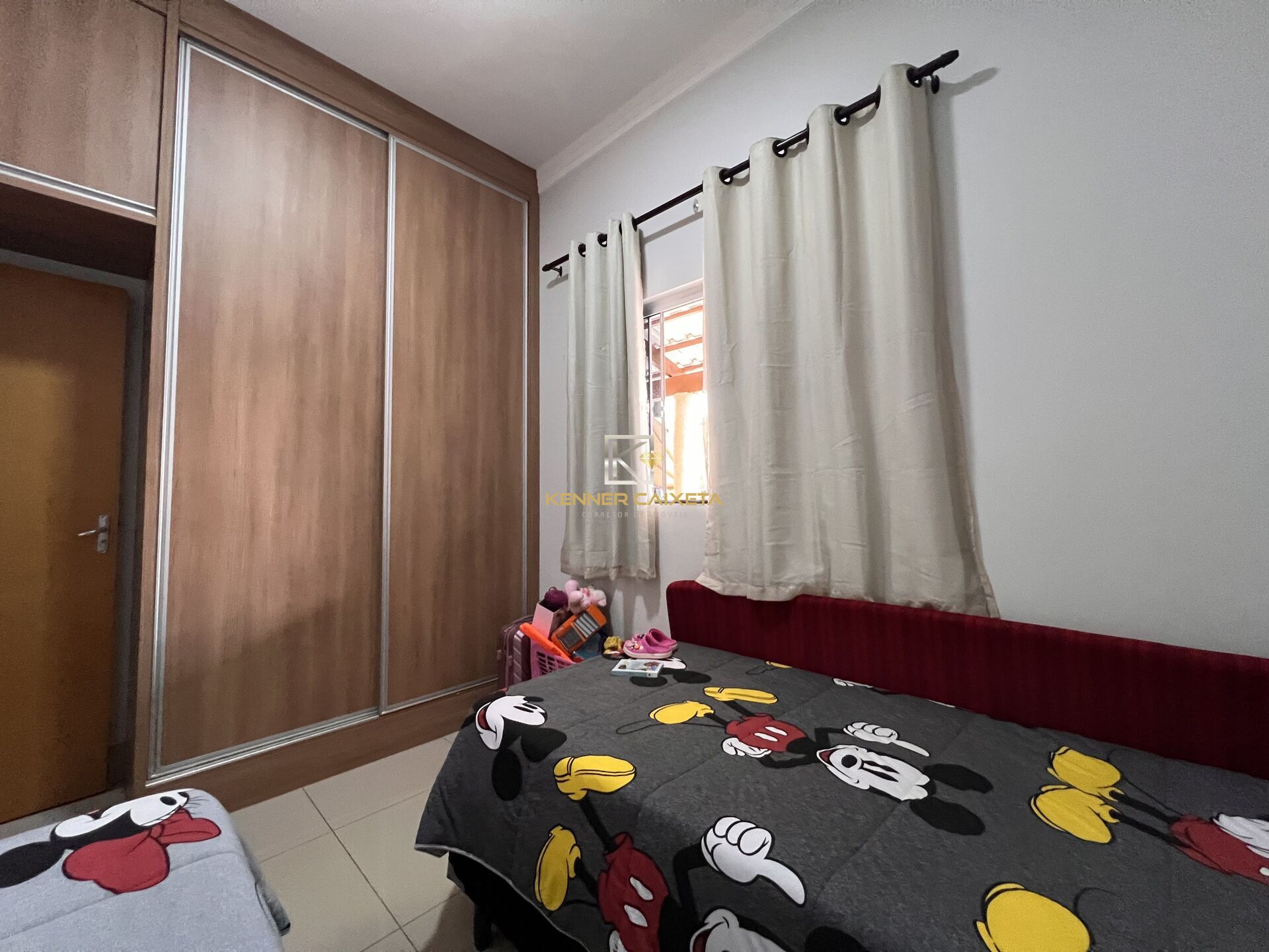 Casa à venda com 3 quartos, 202m² - Foto 8