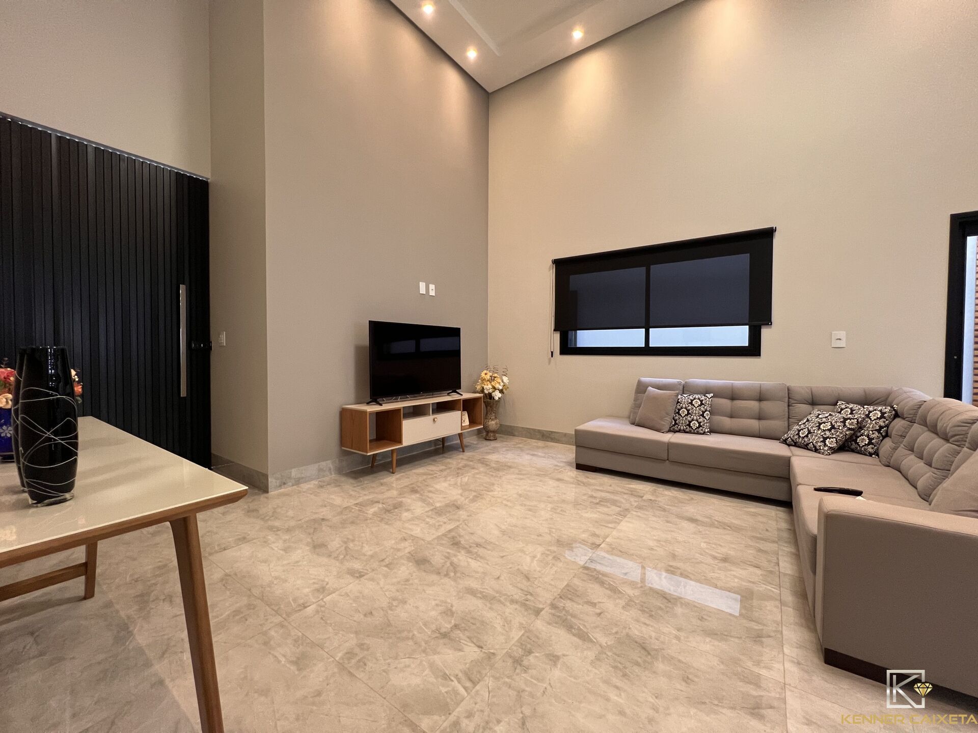 Casa, 3 quartos, 252 m² - Foto 4
