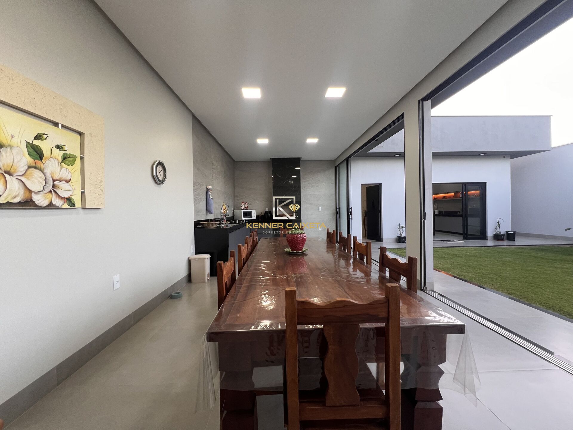 Casa à venda com 3 quartos, 252m² - Foto 29