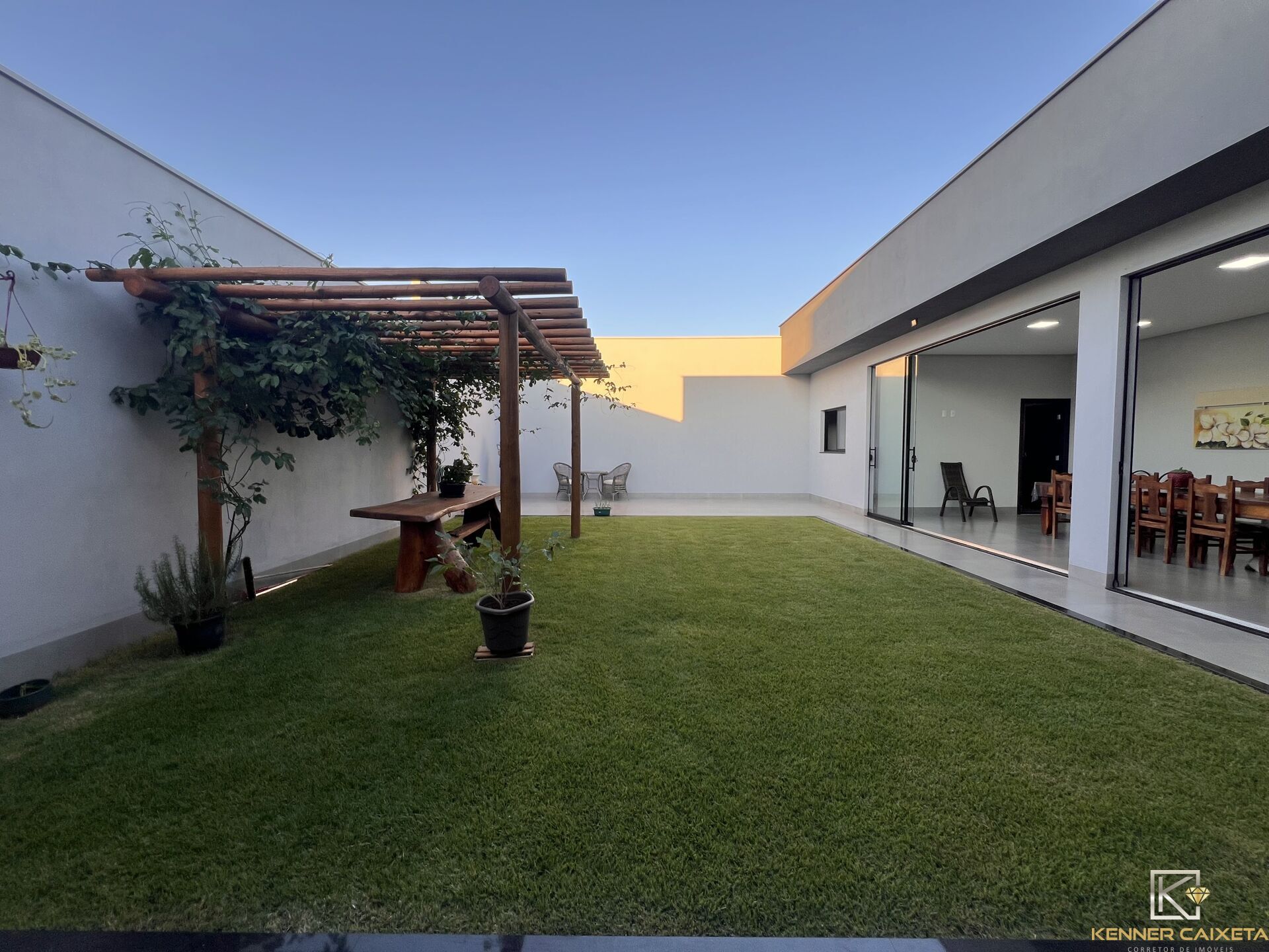 Casa, 3 quartos, 252 m² - Foto 21