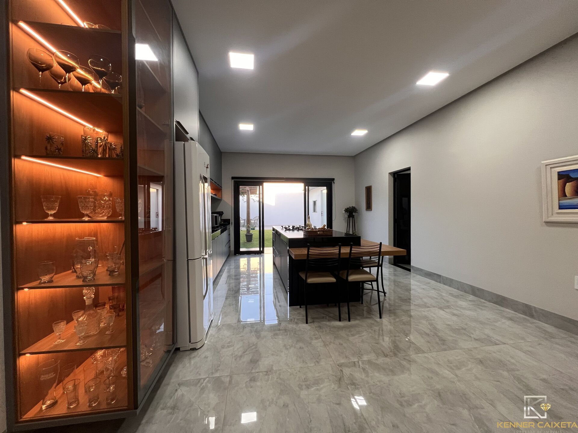 Casa, 3 quartos, 252 m² - Foto 6