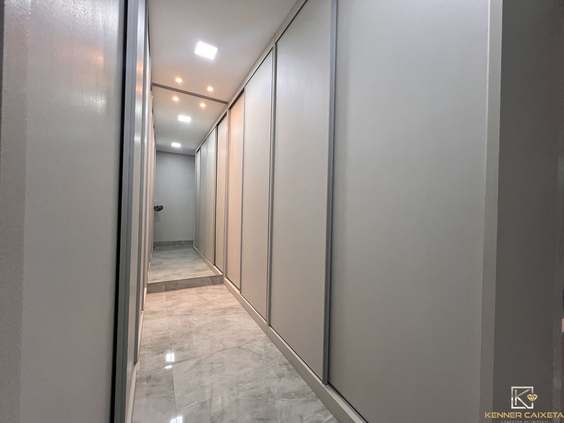 Casa, 3 quartos, 252 m² - Foto 14