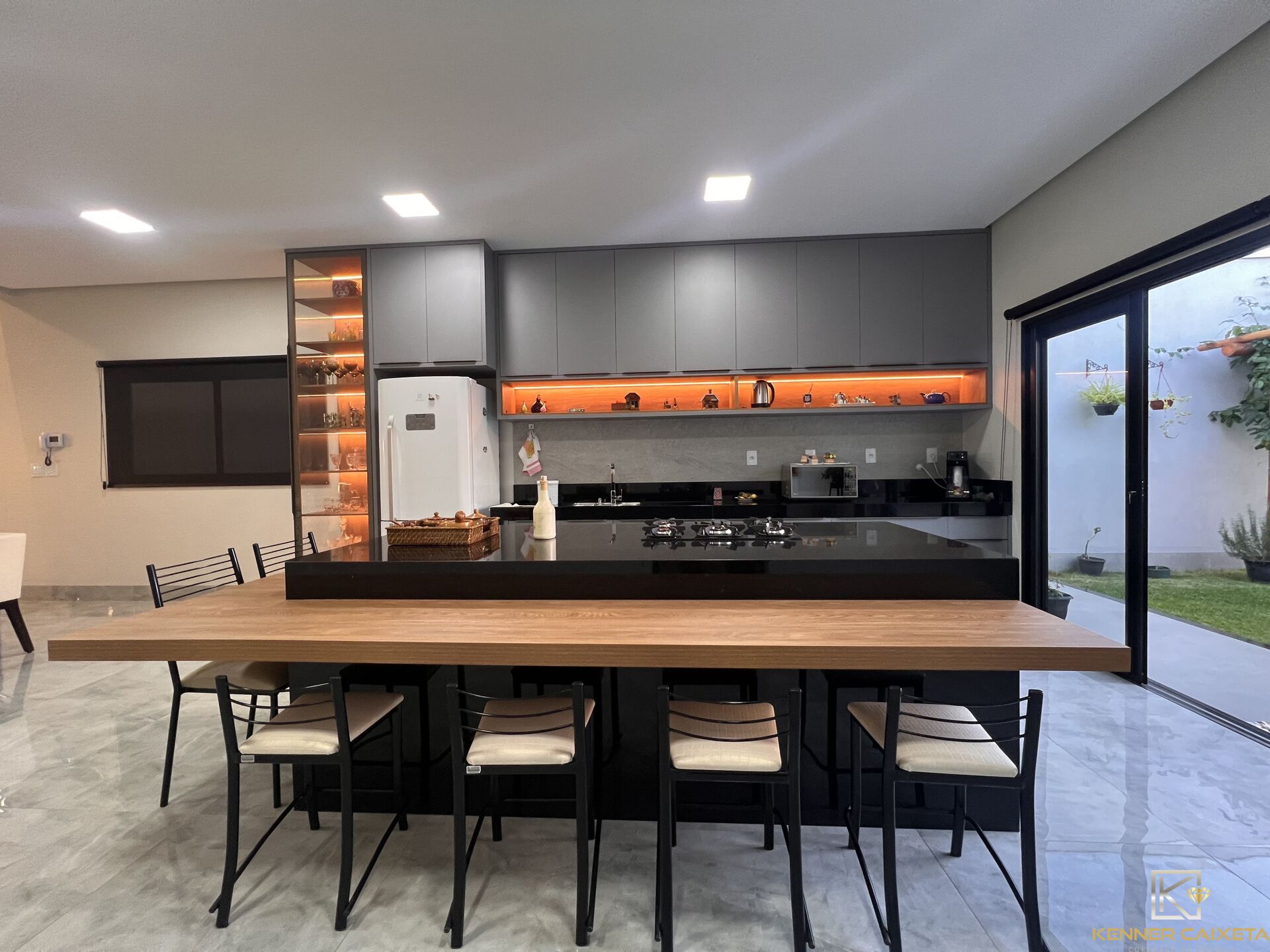 Casa, 3 quartos, 252 m² - Foto 9
