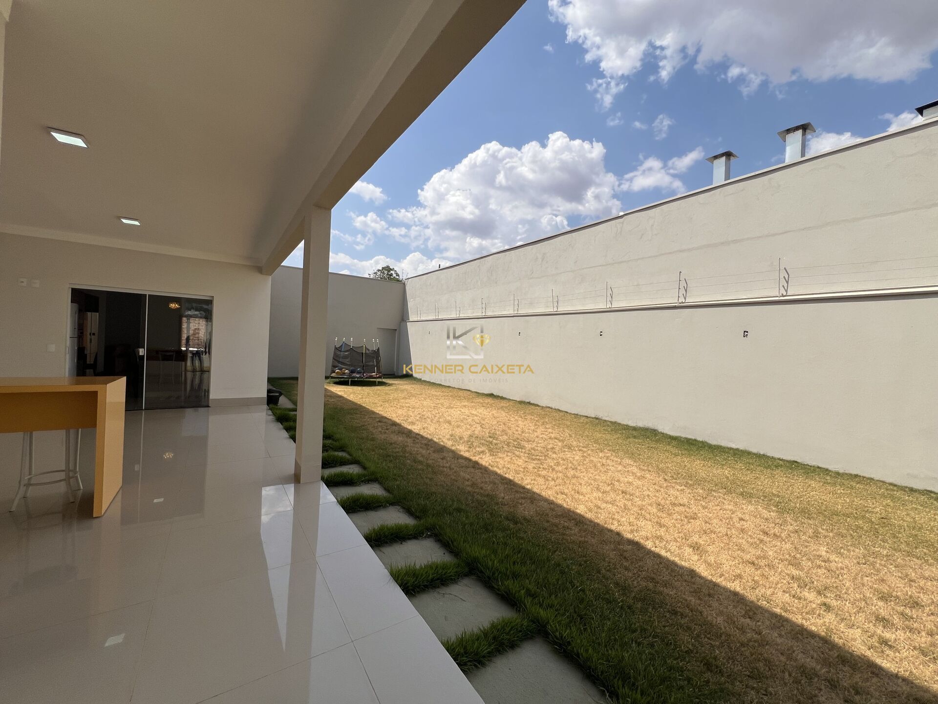 Casa à venda com 3 quartos, 190m² - Foto 5