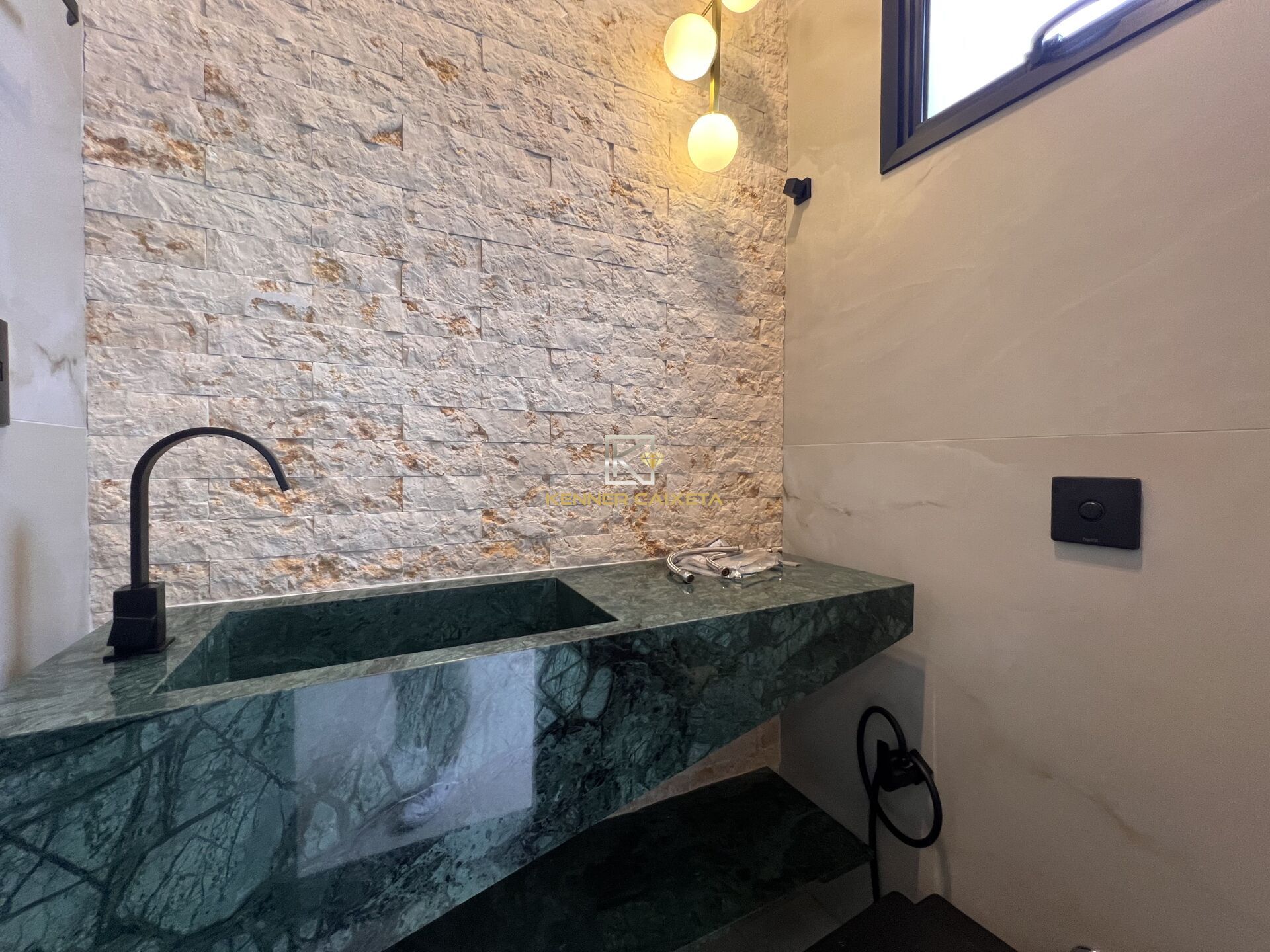 Casa à venda com 3 quartos, 239m² - Foto 6