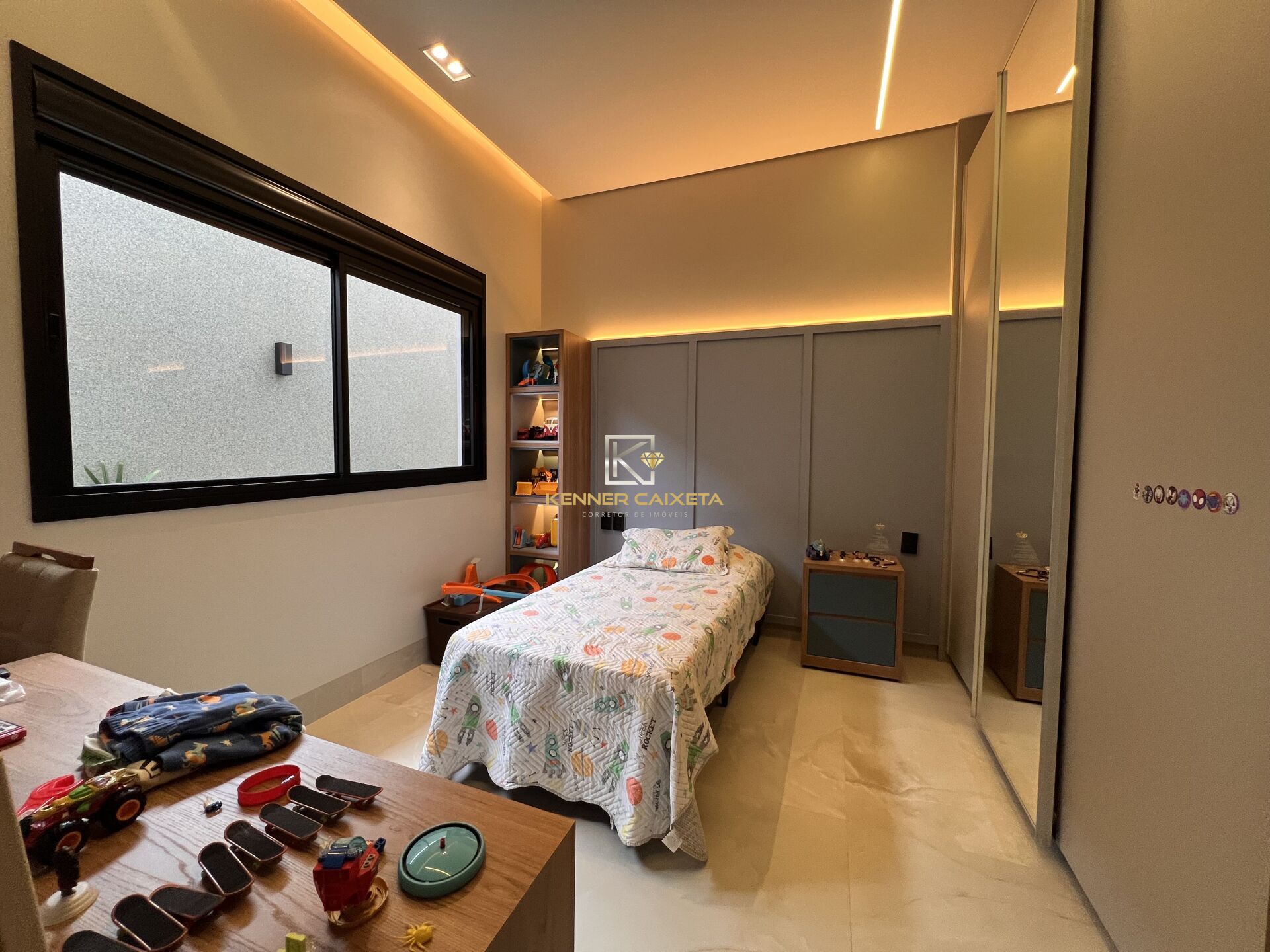 Casa à venda com 3 quartos, 239m² - Foto 23
