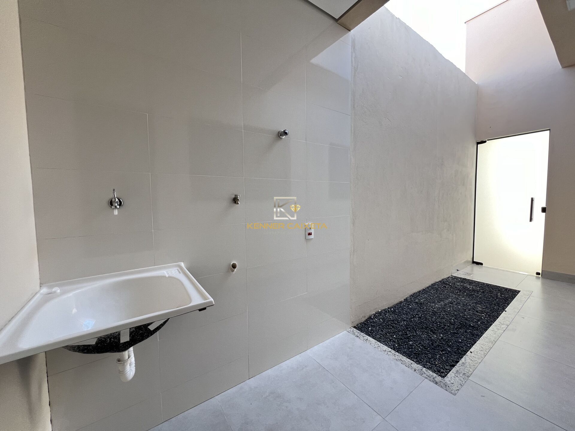 Casa à venda com 3 quartos, 109m² - Foto 12